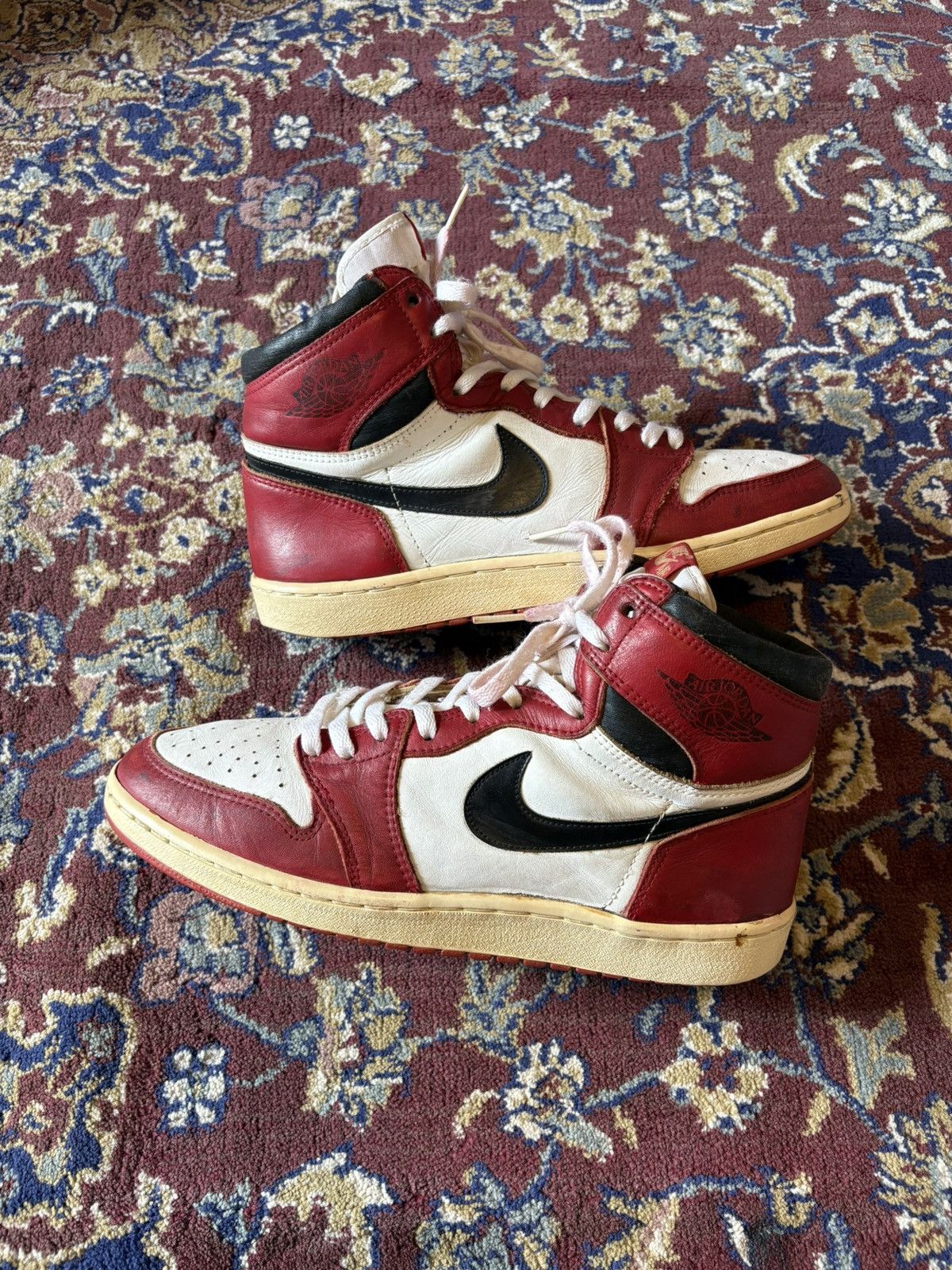 Nike Og 1985’s Nike Air Jordan 1 Chicago “Rare Size US 11 / EU 44 - 1 Thumbnail