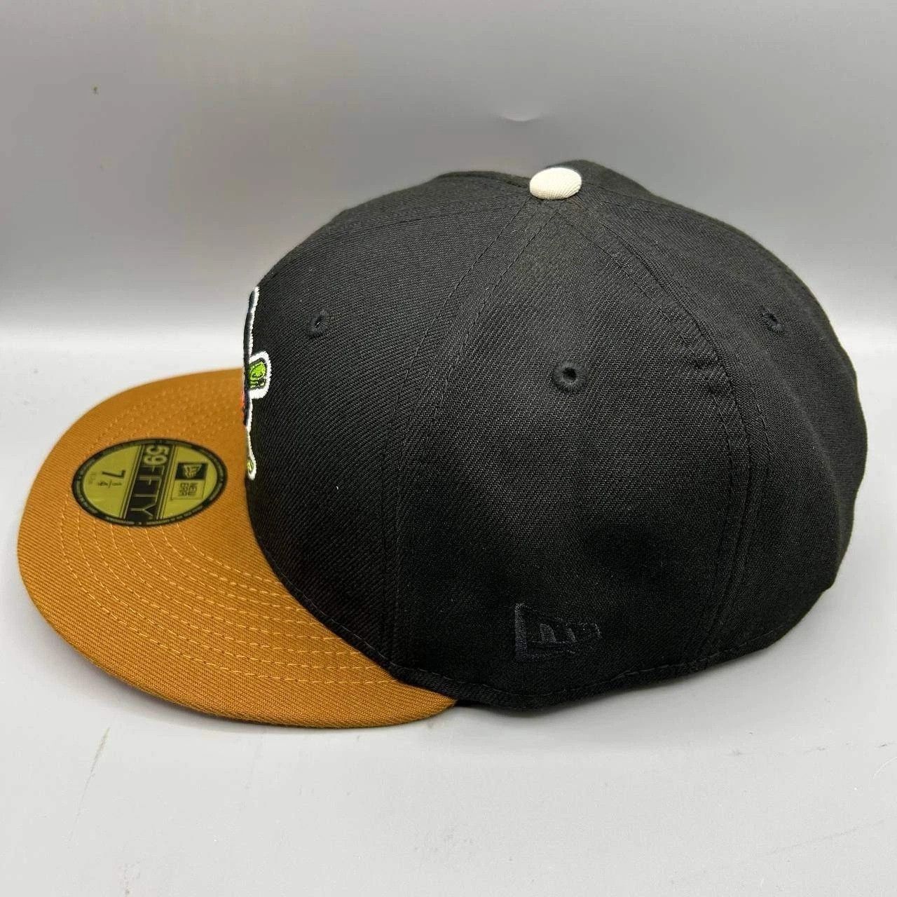 New Era Pittsburgh Pirates Hat Men 7 1/4 Black Brown MLB Fitted Cap Size ONE SIZE - 4 Thumbnail