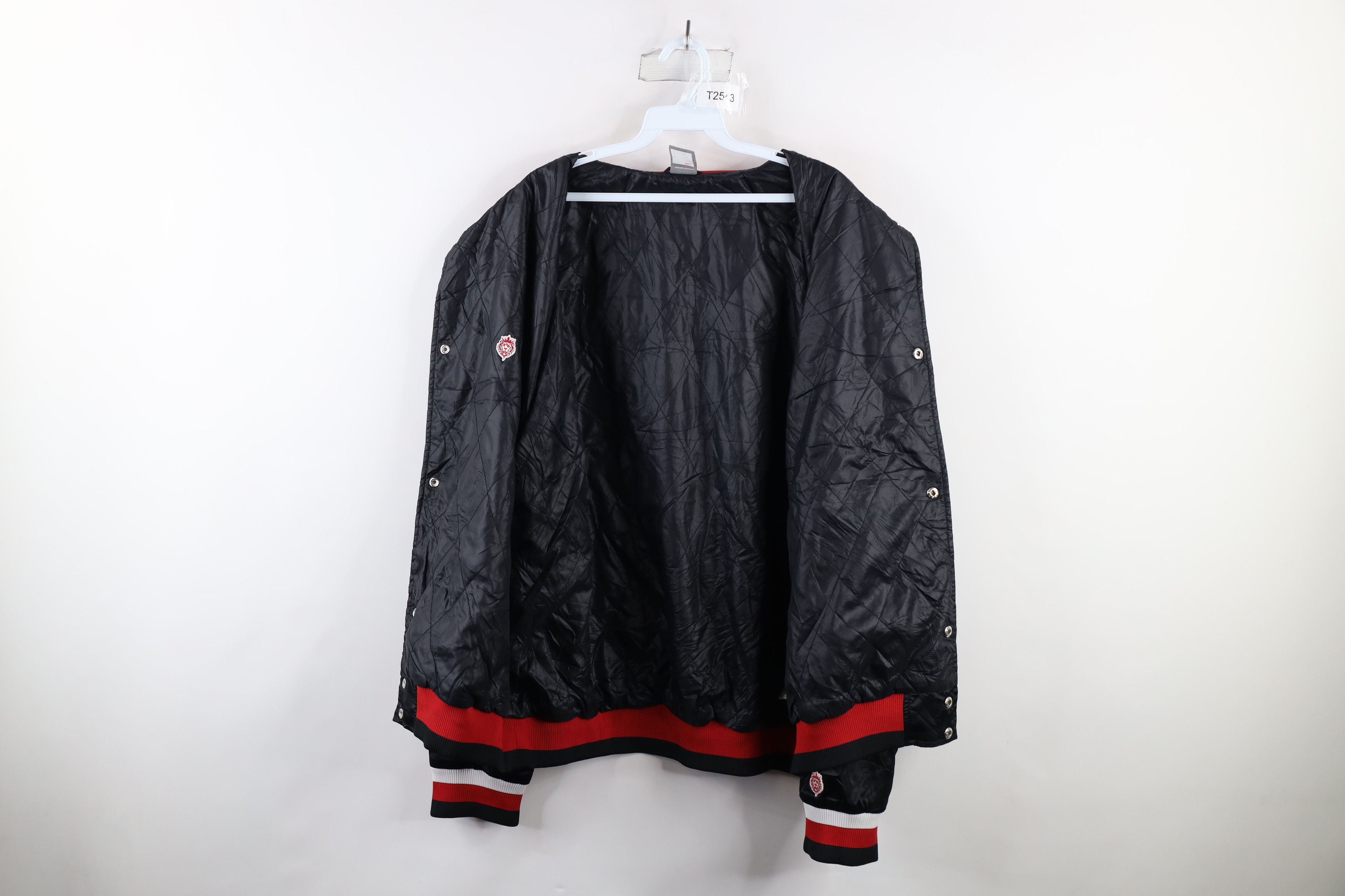 Nike Vintage Nike Lebron Out Soldier Satin Bomber Jacket Black Size US XL / EU 56 / 4 - 8 Thumbnail