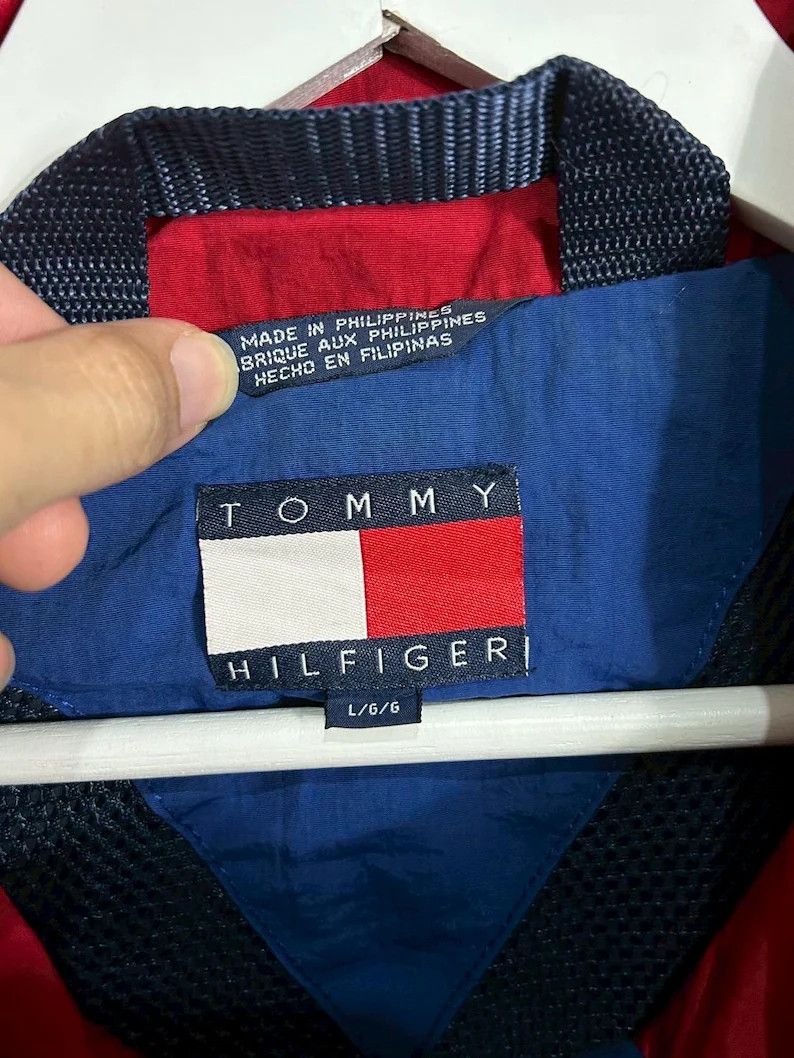 Tommy Hilfiger Vintage 90s Tommy Hilfiger Jacket size L Size US L / EU 52-54 / 3 - 8 Thumbnail