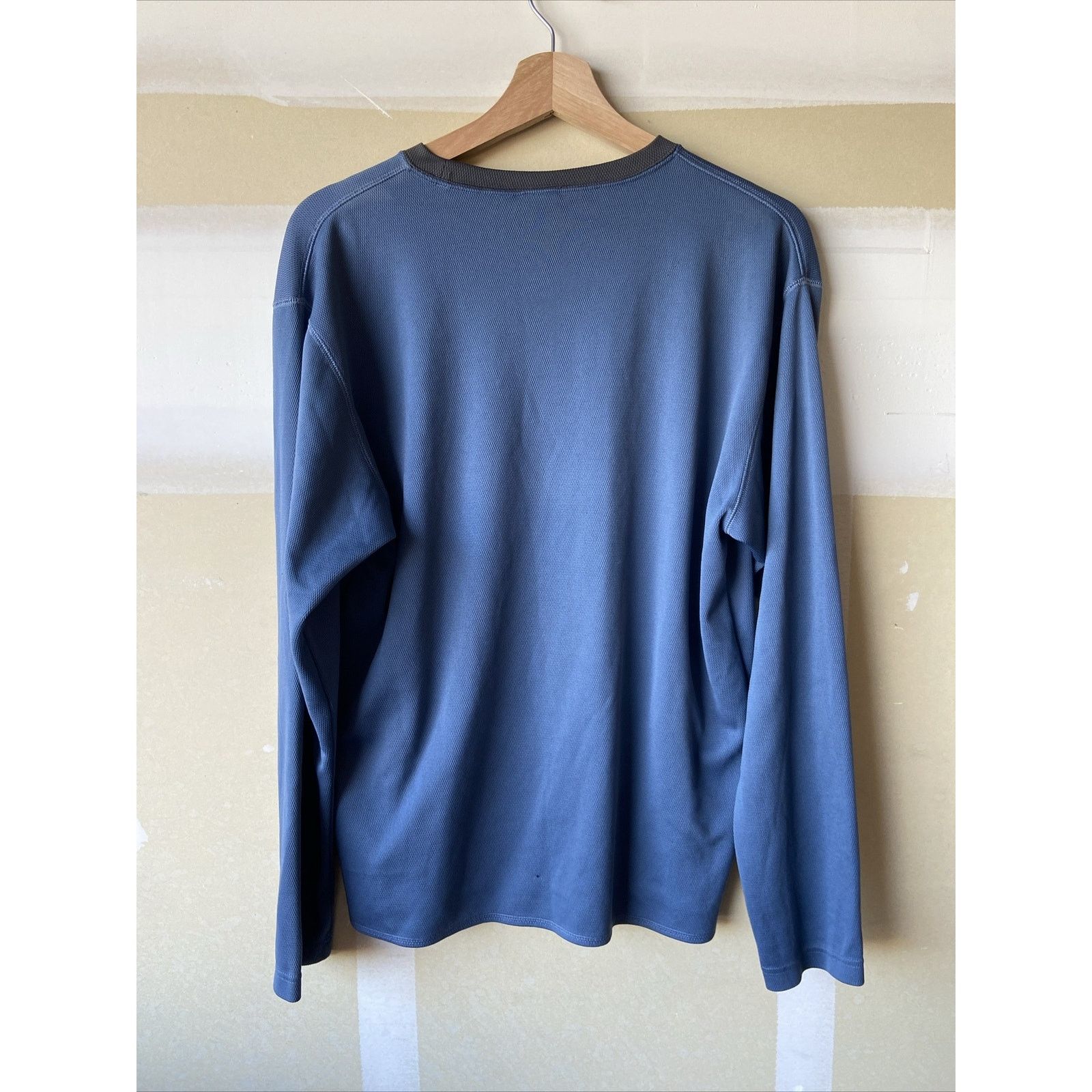 The North Face The North Face Logo Long Sleeve Blue T-Shirt Medium Size US M / EU 48-50 / 2 - 5 Thumbnail