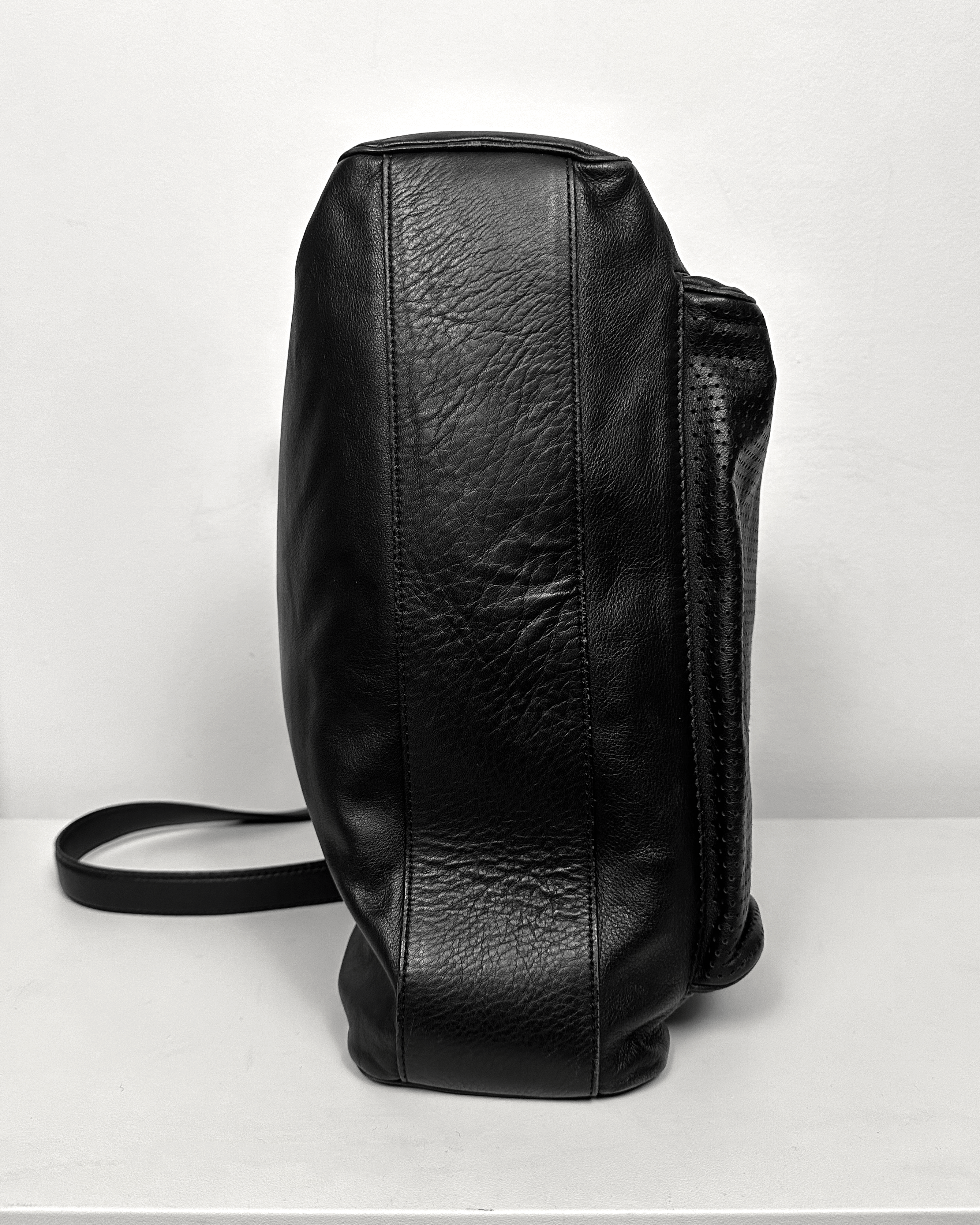 Maison Margiela Maison Margiela Perforated Pigskin Pocket Messenger Tote Bag Size ONE SIZE - 7 Thumbnail
