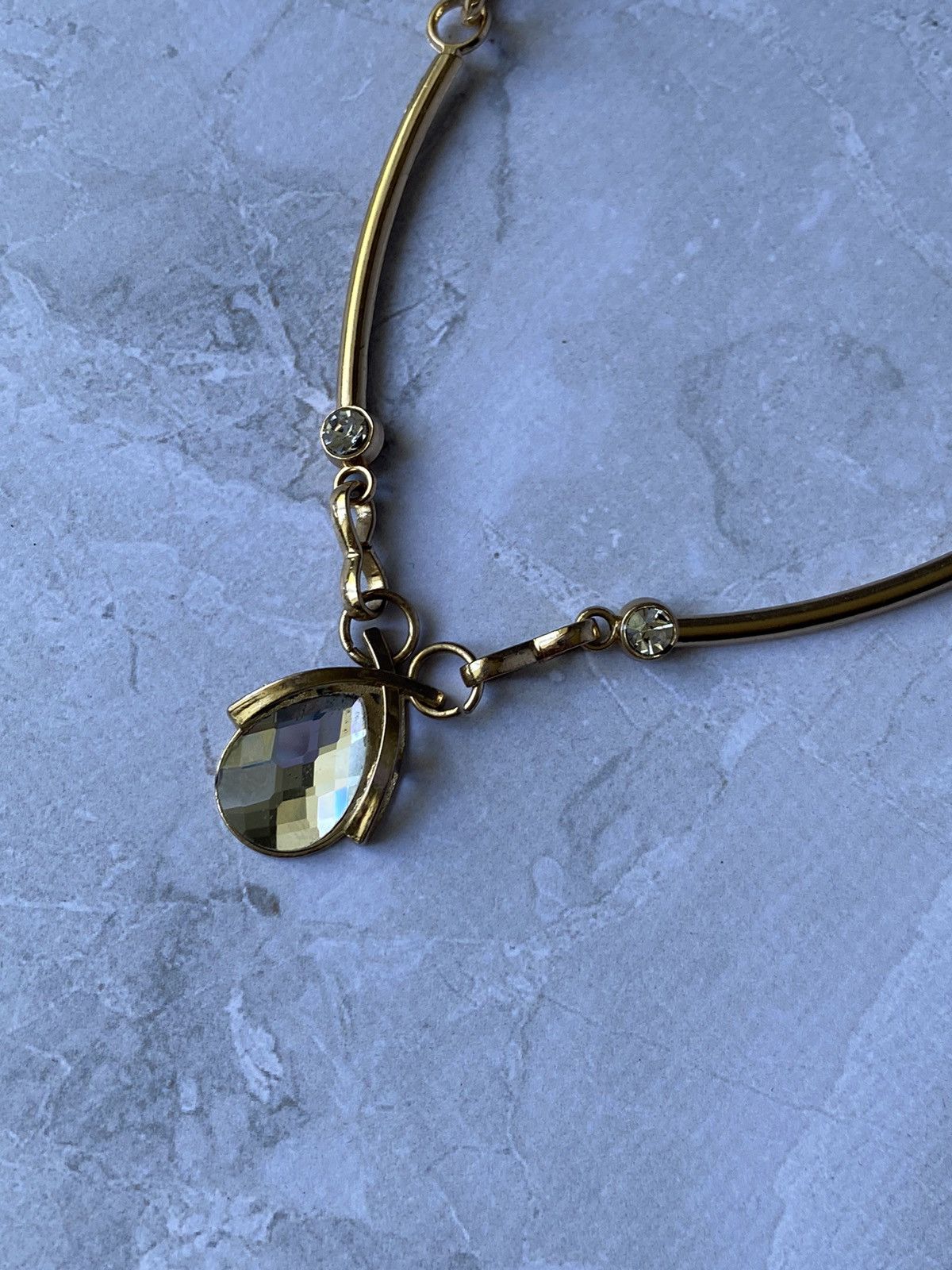 Japanese Brand × Jewelry Vintage Gold Tone Teardrop Crystal Pendant Necklace Size ONE SIZE - 2 Thumbnail