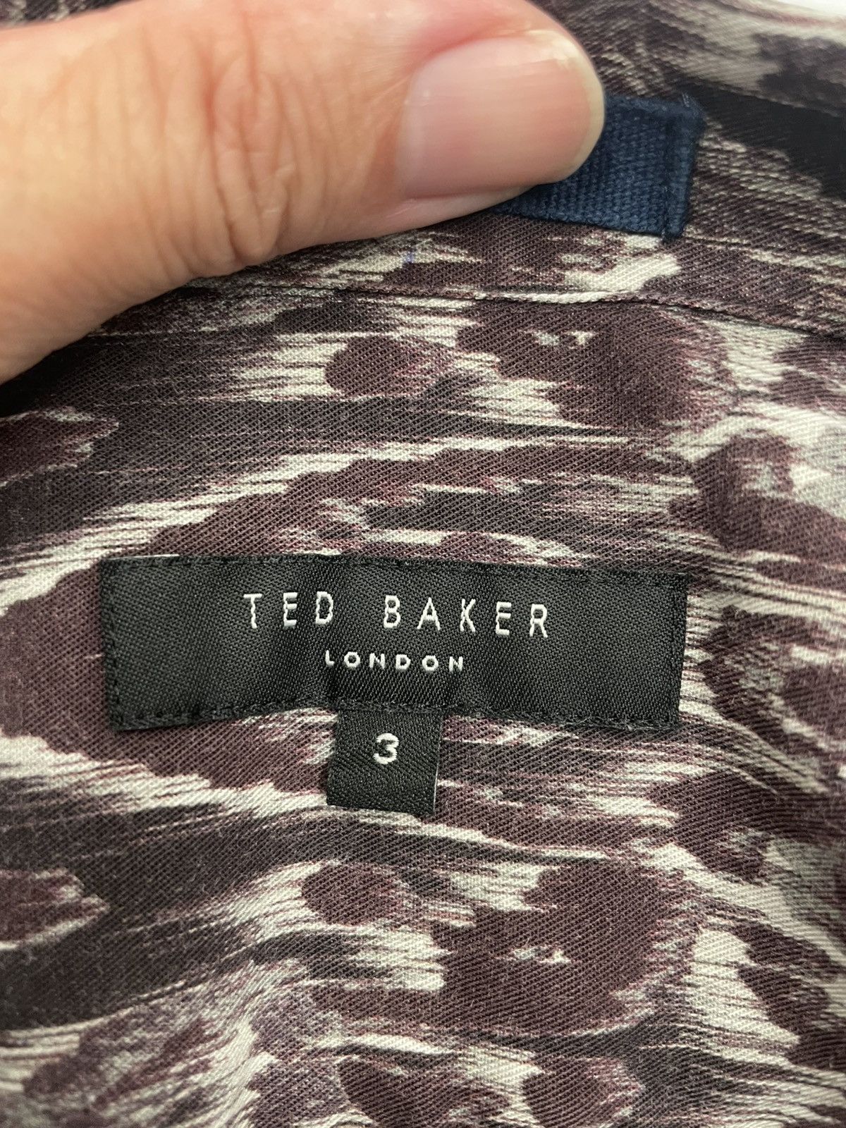 Ted Baker Ted Baker Relaxed Fit Printed Shirt Sleeve Shirt Size US S / EU 44-46 / 1 - 8 Thumbnail