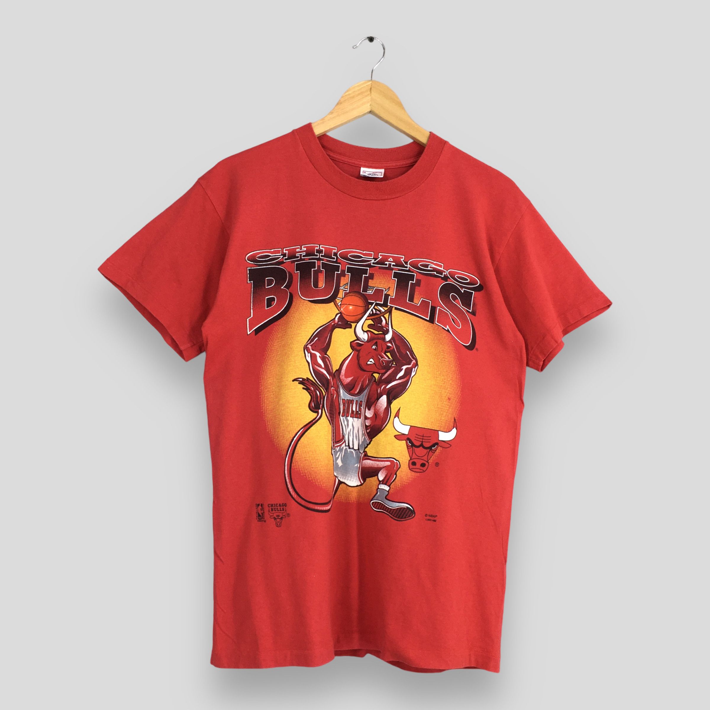 NBA 90's NBA Chicago Bulls Basketball Jordan Red T shirt Medium Size US M / EU 48-50 / 2 - 1 Thumbnail