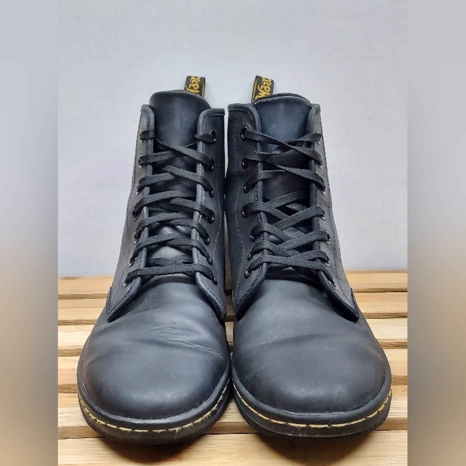 Dr. Martens Dr. Martens Womens Black Shoreditch Lace Up Mid Boots Size 9 Size US 9 / IT 39 - 5 Thumbnail