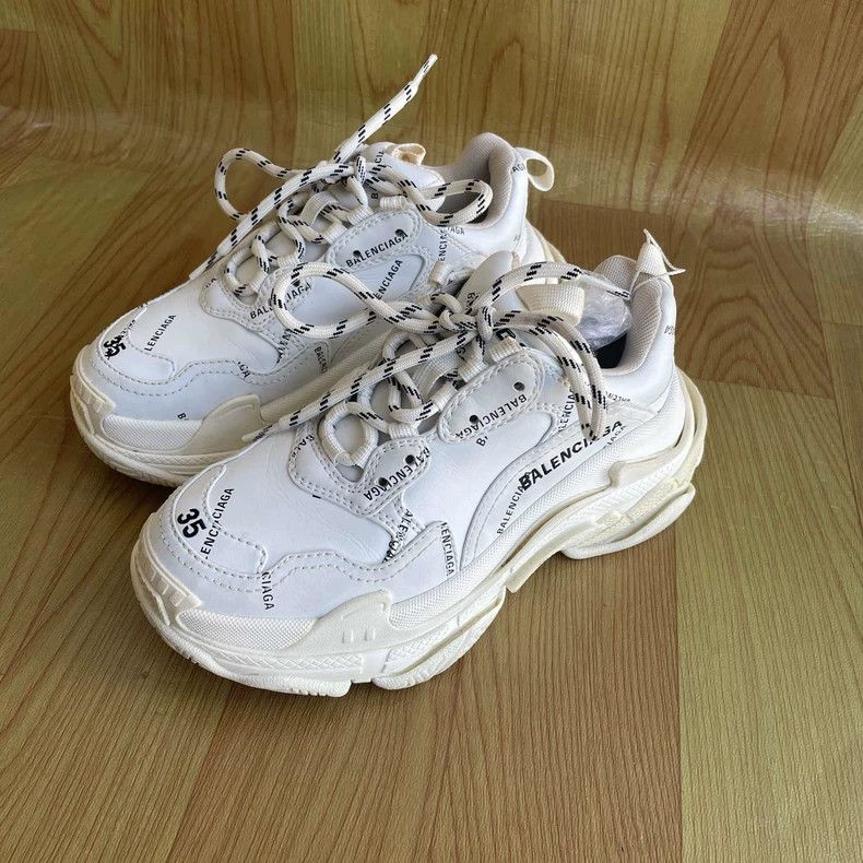 Balenciaga Balenciaga size 35 White Bullet Screen Dad Shoes 2502-Nexta Size US 5 / EU 37 - 1 Thumbnail