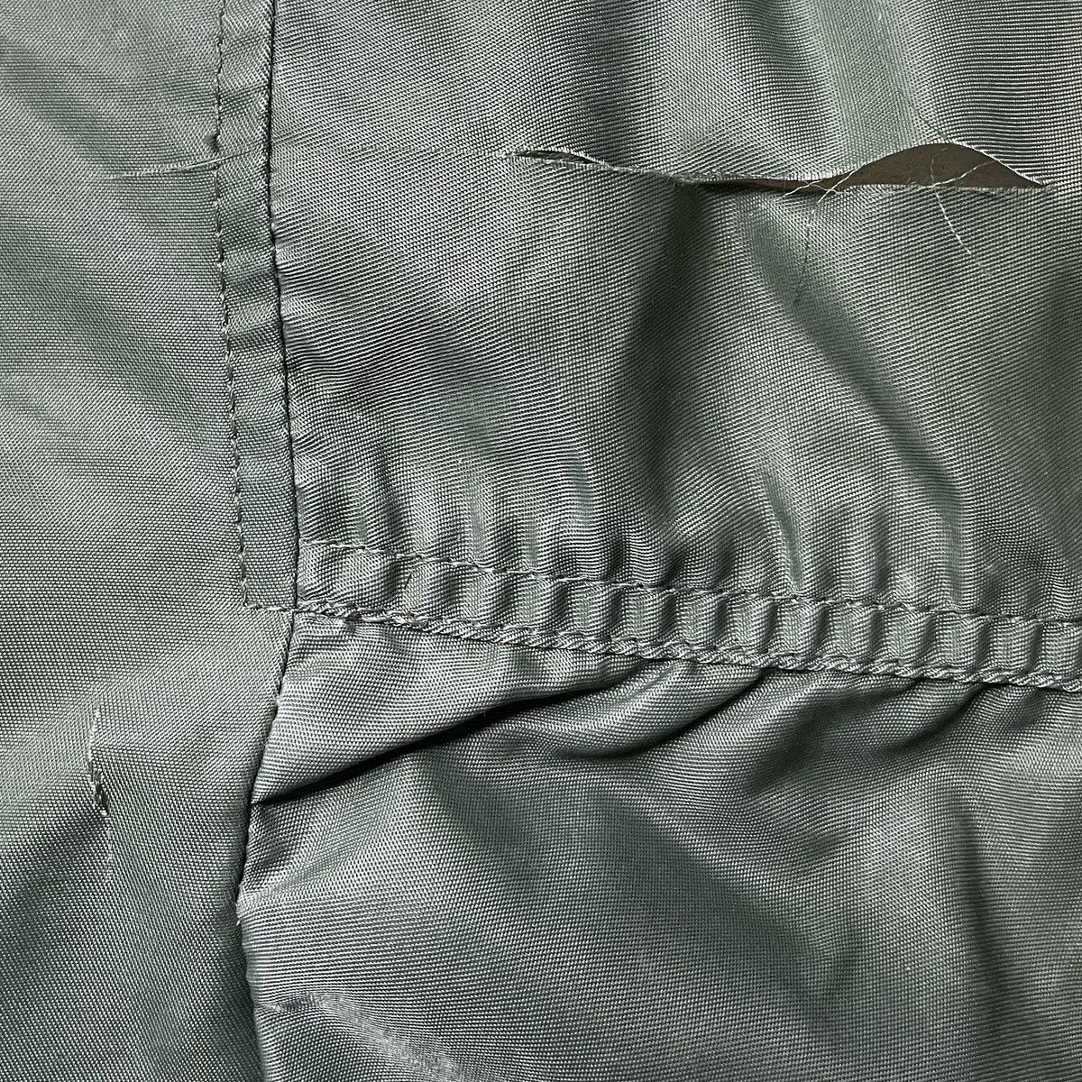 Vintage Vintage Brand Phantom Military MA-1 Bomber Jacket 1990s Size US L / EU 52-54 / 3 - 10 Thumbnail