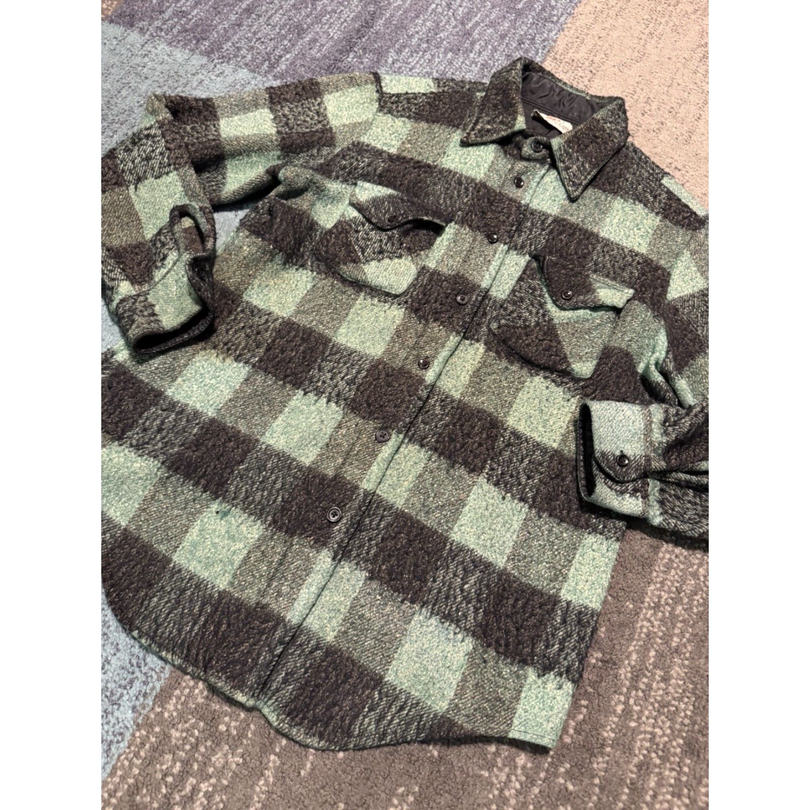 Fruit Of The Loom VINTAGE Fruit of the Loom Mens Green Flannel Long Sleeve Shirt Heavyweight L Size US L / EU 52-54 / 3 - 7 Thumbnail