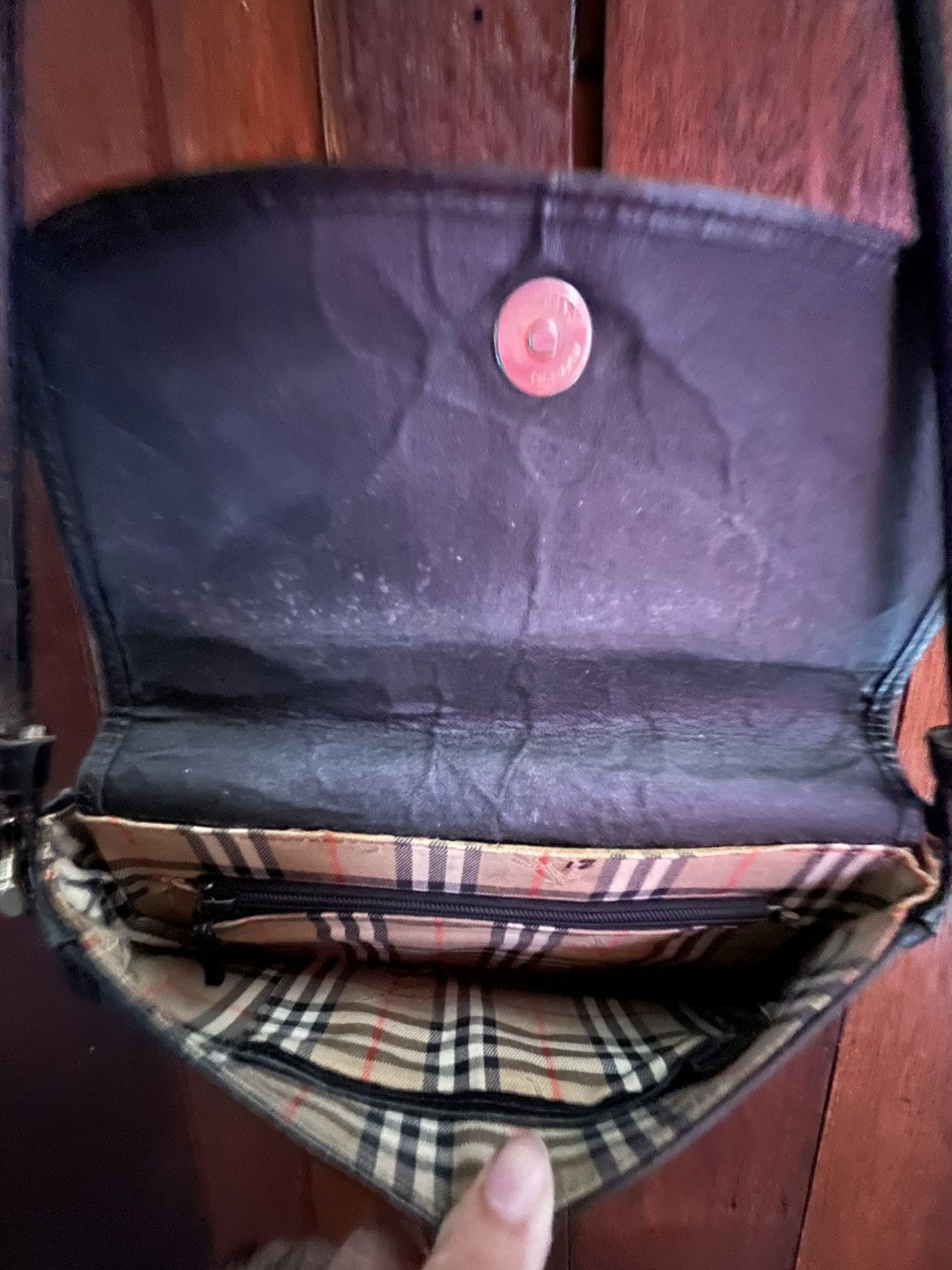 Burberry 90s Burberrys Pebbled Leather Stamped Logo Novacheck bag Size ONE SIZE - 10 Thumbnail