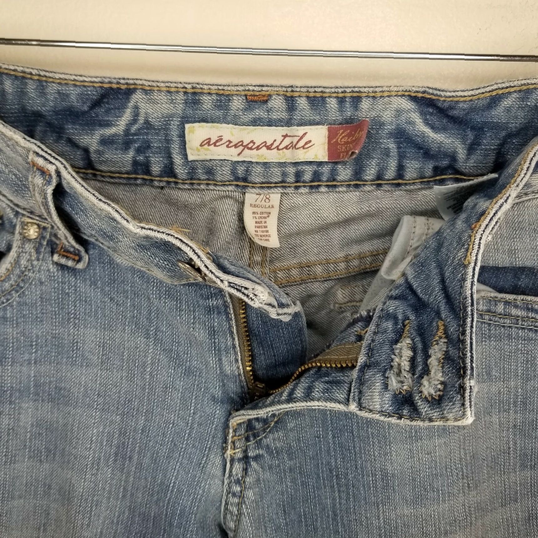 Vintage VINTAGE Aeropostale Kailey Jeans Skinny Flare Women Adult Size 7 32" Waist 30" Inseam Blue Womens Size 28" / US 6 / IT 42 - 3 Thumbnail