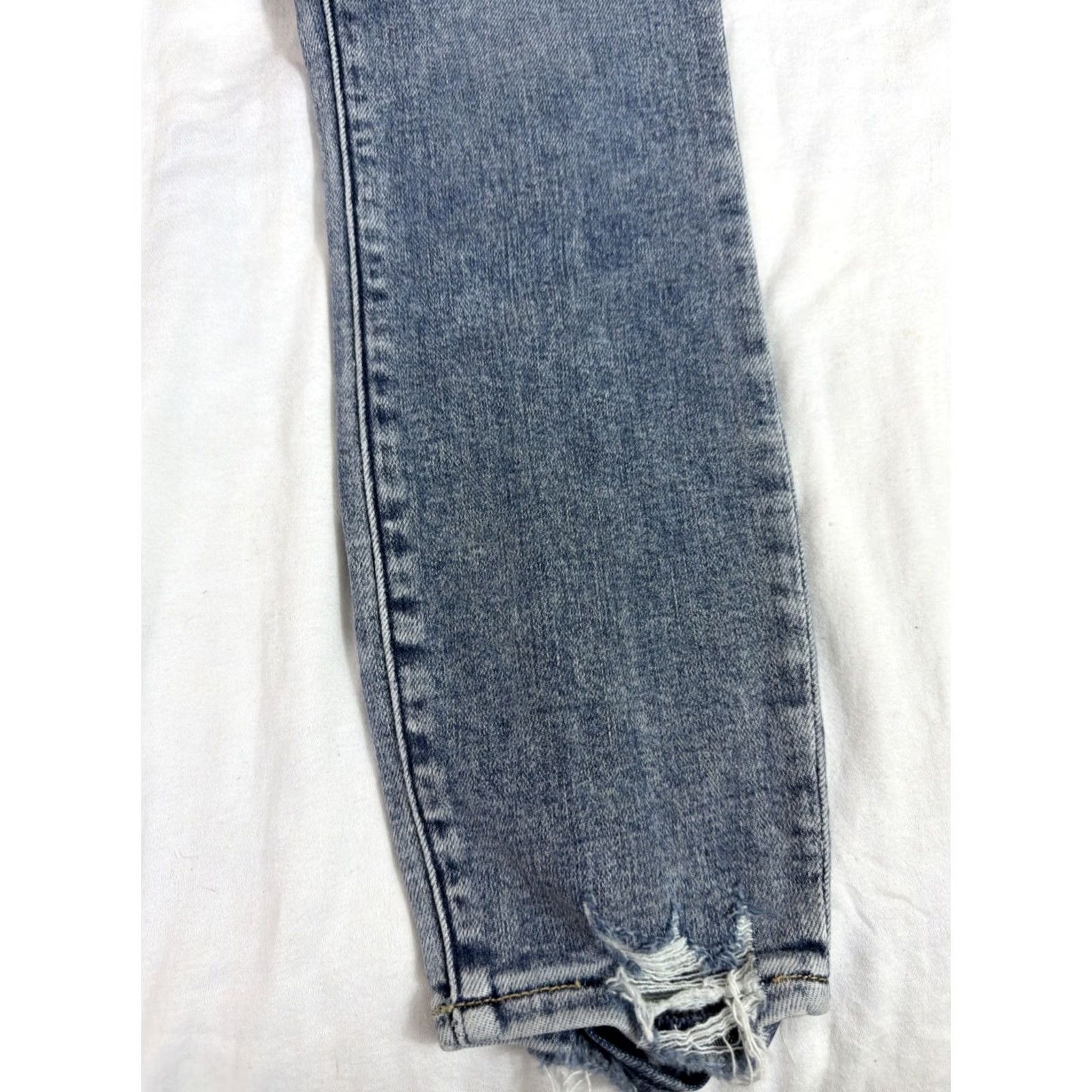 Abercrombie & Fitch Abercrombie & Fitch Women’s Jeans Skinny Light Wash High Rise Ankle 0 Blue XS? Size 42" / US 20 - 4 Thumbnail