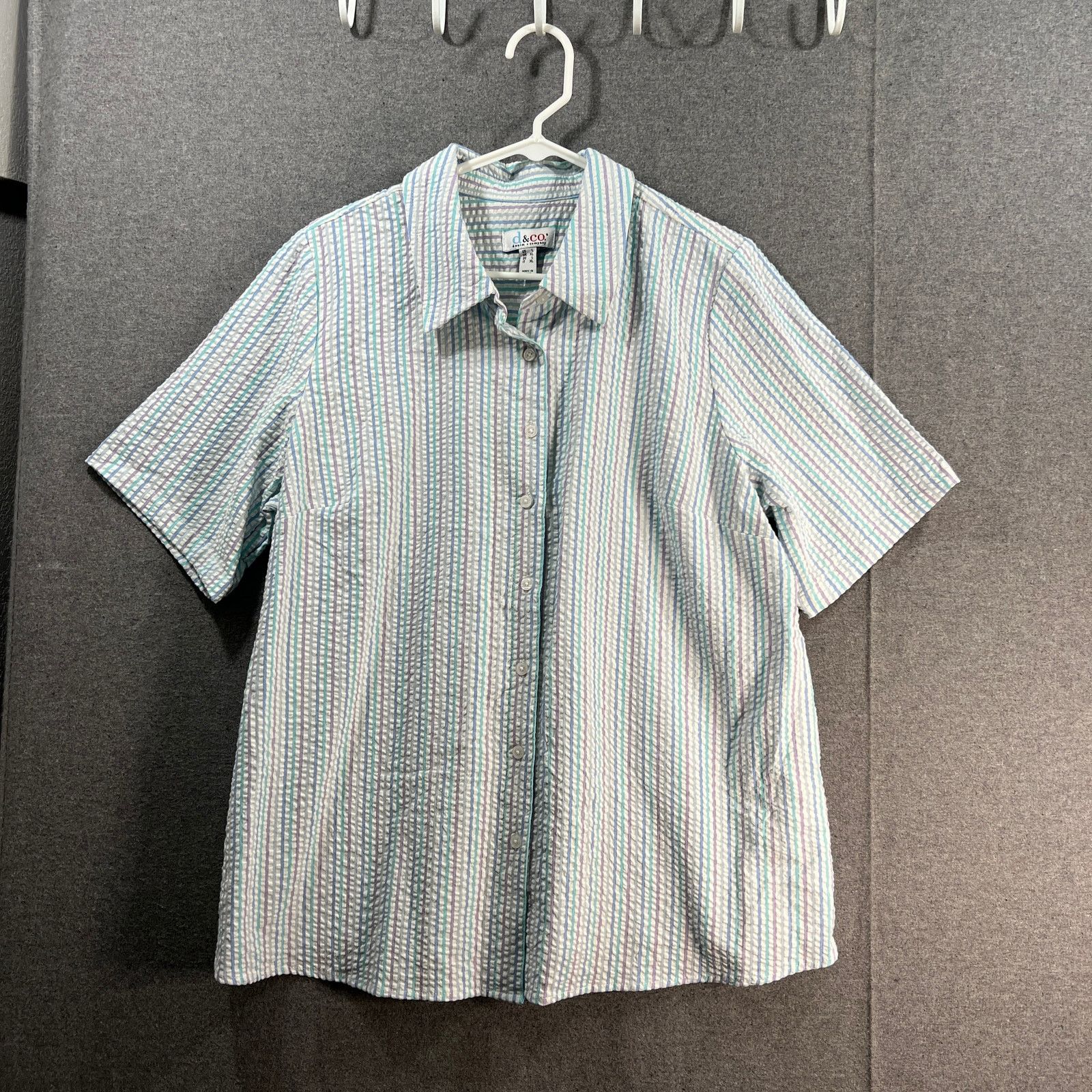 Denim & Co. Denim & Co. Seersucker Button Front Short Sleeve Size L / US 10 / IT 46 - 1 Thumbnail