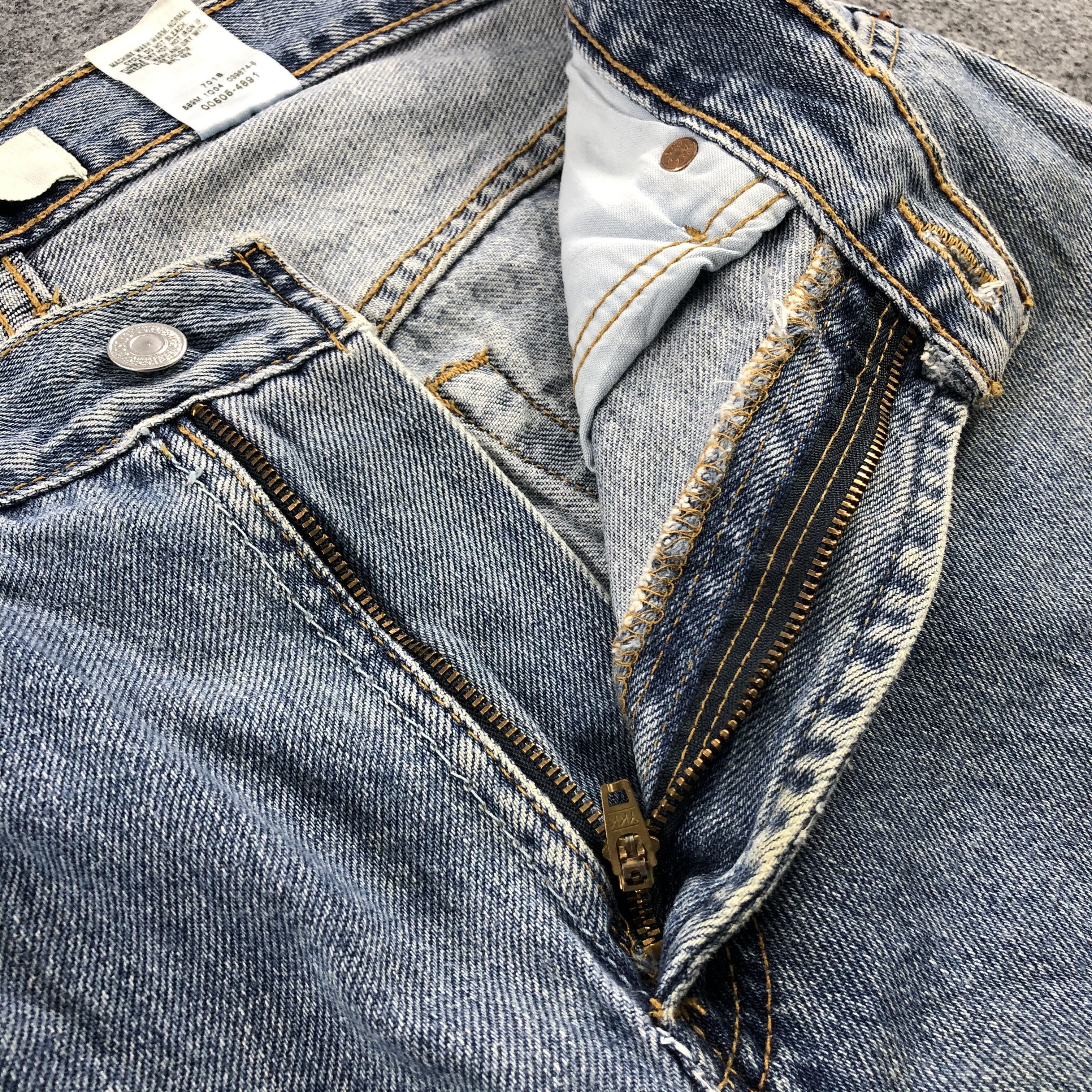 Levi's × Vintage Vintage Blue Wash Levis 505 Jeans-JM1230 Size US 32 / EU 48 - 8 Thumbnail