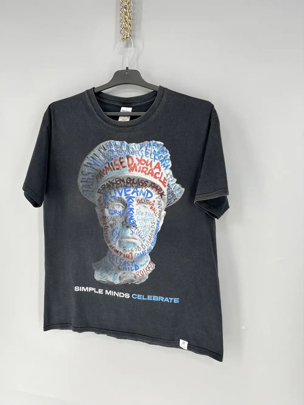 Band Tees SIMPLE MINDS OFFICIAL USA TOUR GREY T-SHIRT " CELEBRATE 2013 Size US L / EU 52-54 / 3 - 3 Thumbnail