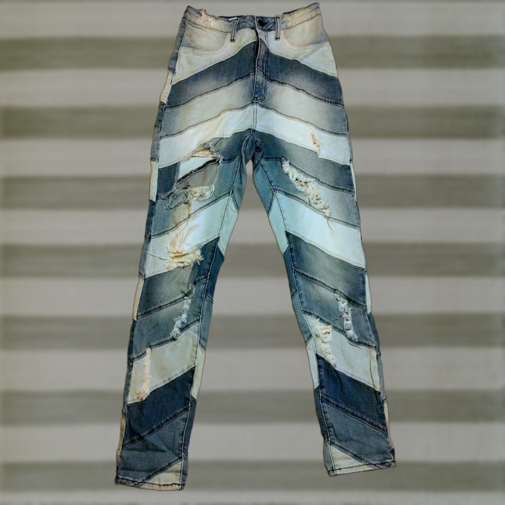 Fashion Nova Fashion Nova Breaking Barriers Patchwork Straight Leg Jeans Size 15 (32x31) Size 36" / US 14 / IT 50 - 1 Thumbnail