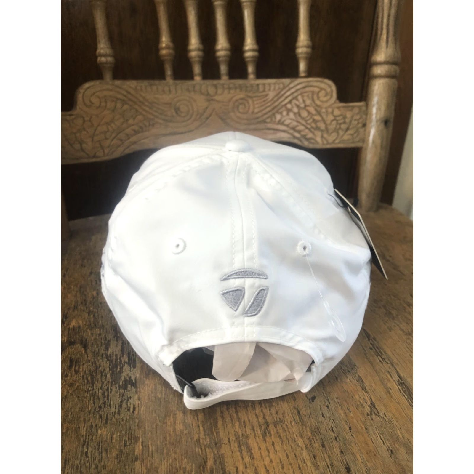 TaylorMade TaylorMade RAW Hat Cap Strap Back Mens One Size White Golf Tour Authentic Size ONE SIZE - 5 Thumbnail
