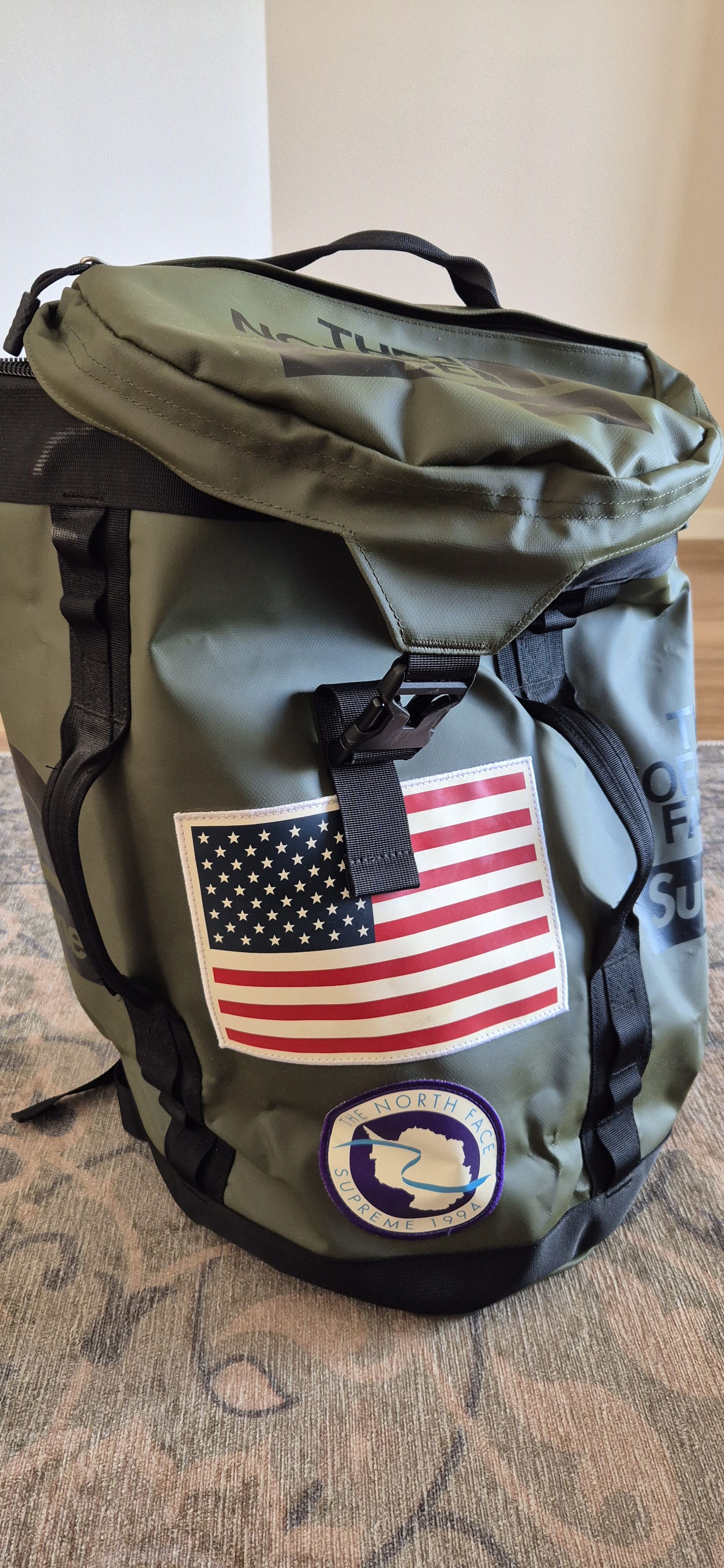 Supreme × The North Face Supreme X The North Face Trans Antarctica Expedition Size ONE SIZE - 1 Thumbnail