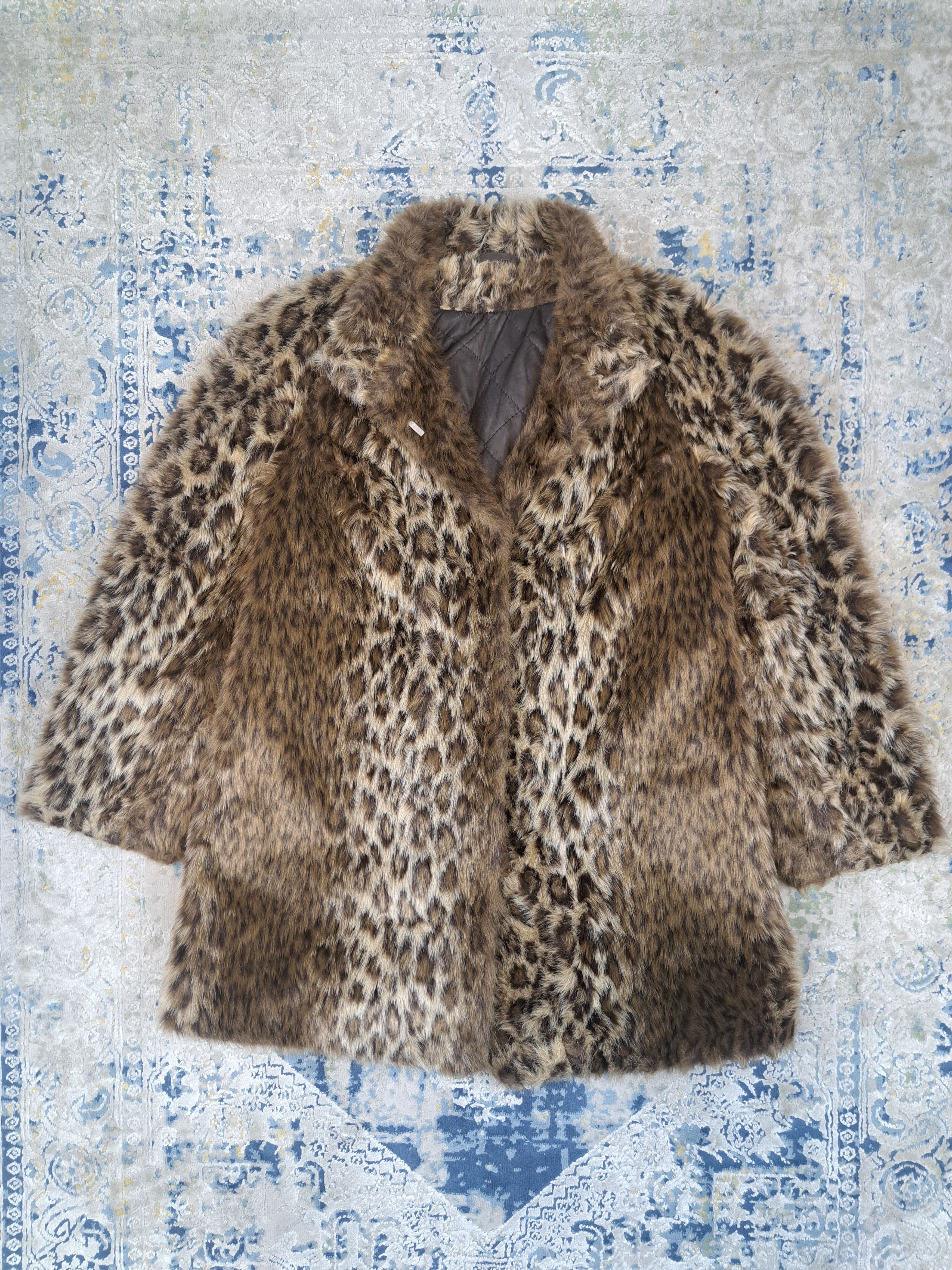 Vintage Vintage Leopard Faux Fur Coat 70s 80s Like CDG Supreme Size M / US 6-8 / IT 42-44 - 1 Thumbnail