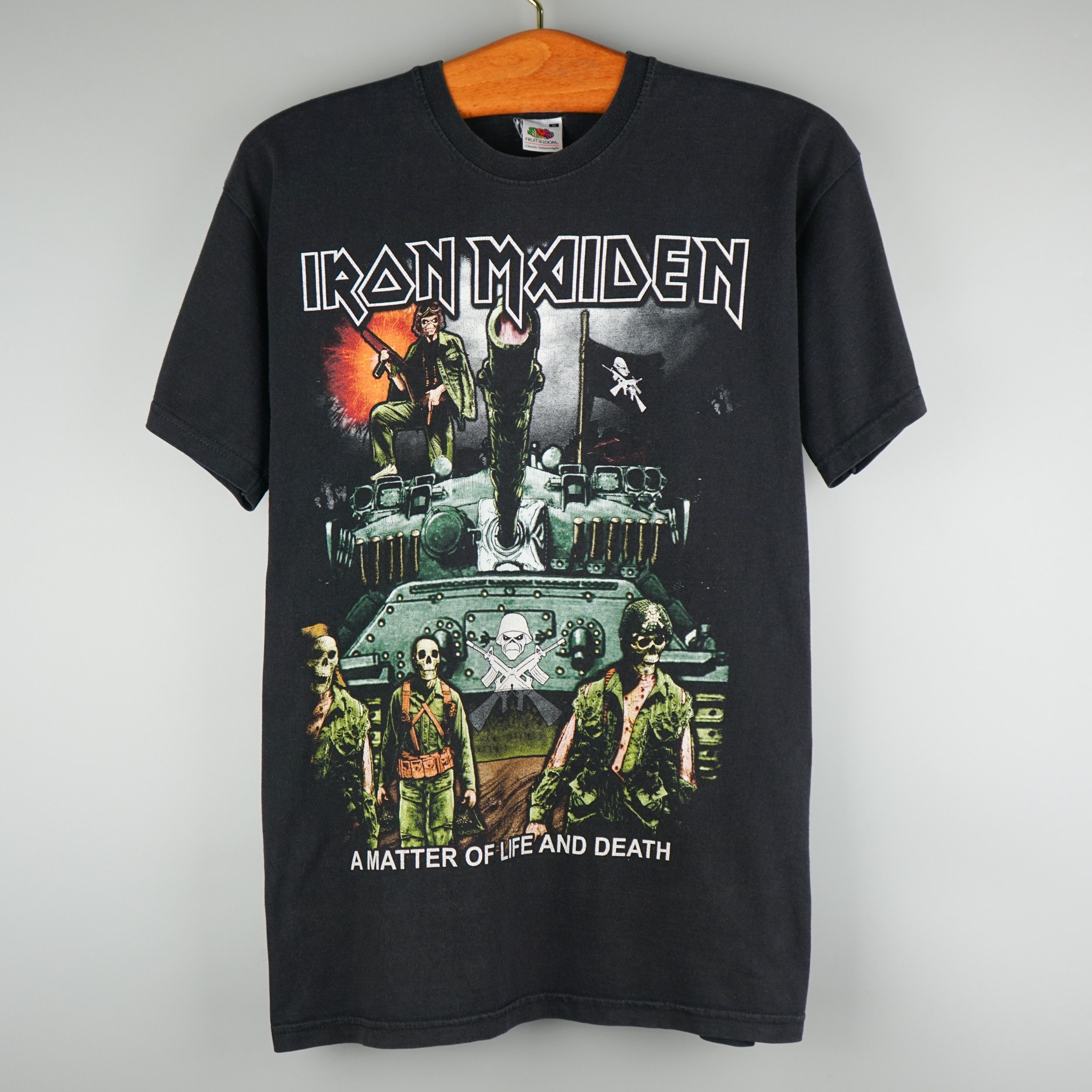 Band Tees × Vintage Vintage 2006 Iron Maiden A Matter of Life and Death T-Shirt Size US M / EU 48-50 / 2 - 1 Thumbnail