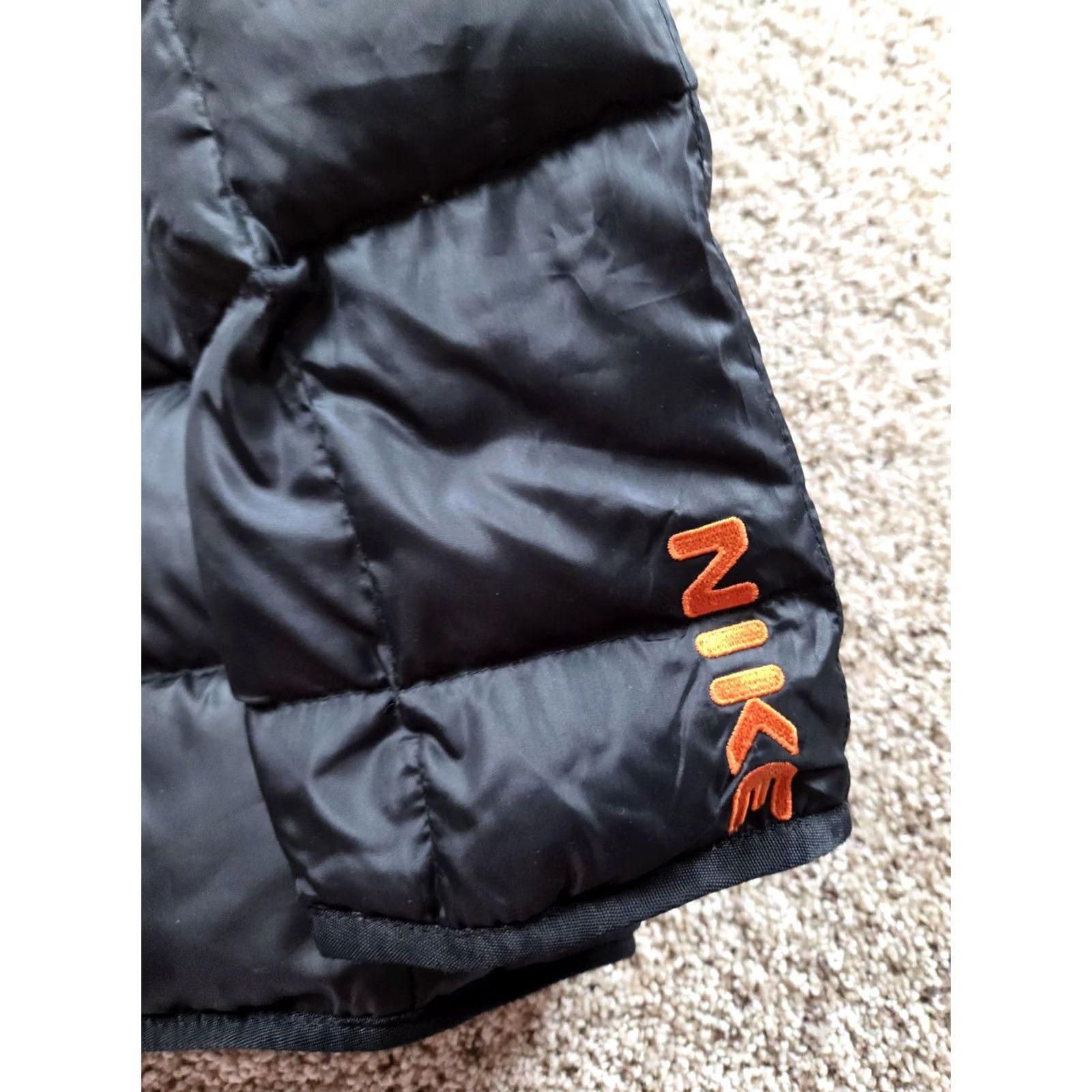 Nike VINTAGE Nike Puffer Jacket Womens M Black Down Full Zip Reflective Y2K Jacket Size M / US 6-8 / IT 42-44 - 3 Thumbnail