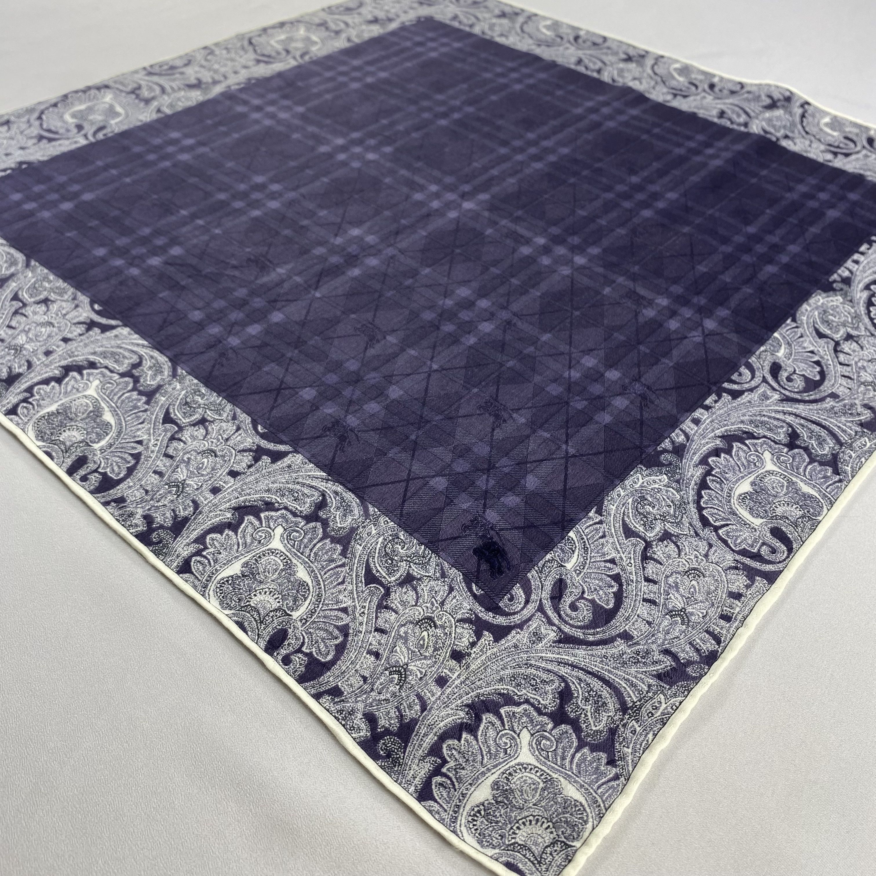 Burberry × Vintage Burberry Handkerchief / Neckerchief / Bandana-P1832 Size ONE SIZE - 2 Thumbnail