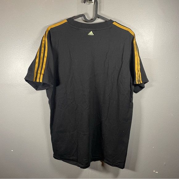 Adidas × Beyonce × Ivy Park Adidas x Ivy Park x Beyonce T Shirt (Gender Neutral) Size US M / EU 48-50 / 2 - 3 Thumbnail