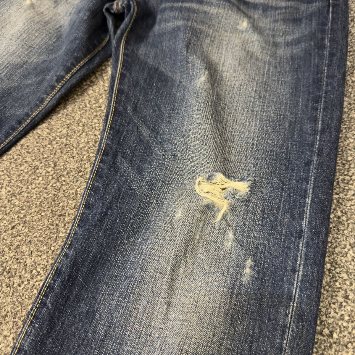 Undercover × Uniqlo Vintage 90s Japanese Uniqlo Original Basic Light Wash Denim Size US 33 - 5 Thumbnail