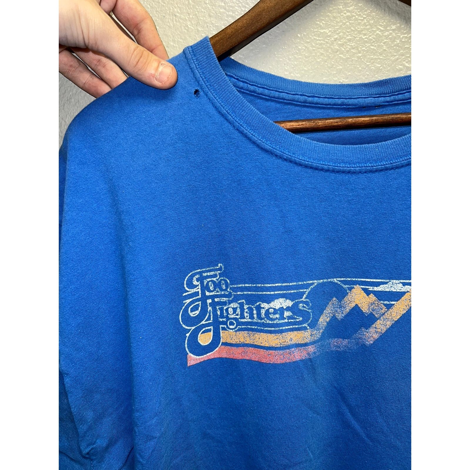 Vintage Vintage Foo Fighters Shirt Blue Mountain Blue Tee Tour Large Size US L / EU 52-54 / 3 - 5 Thumbnail