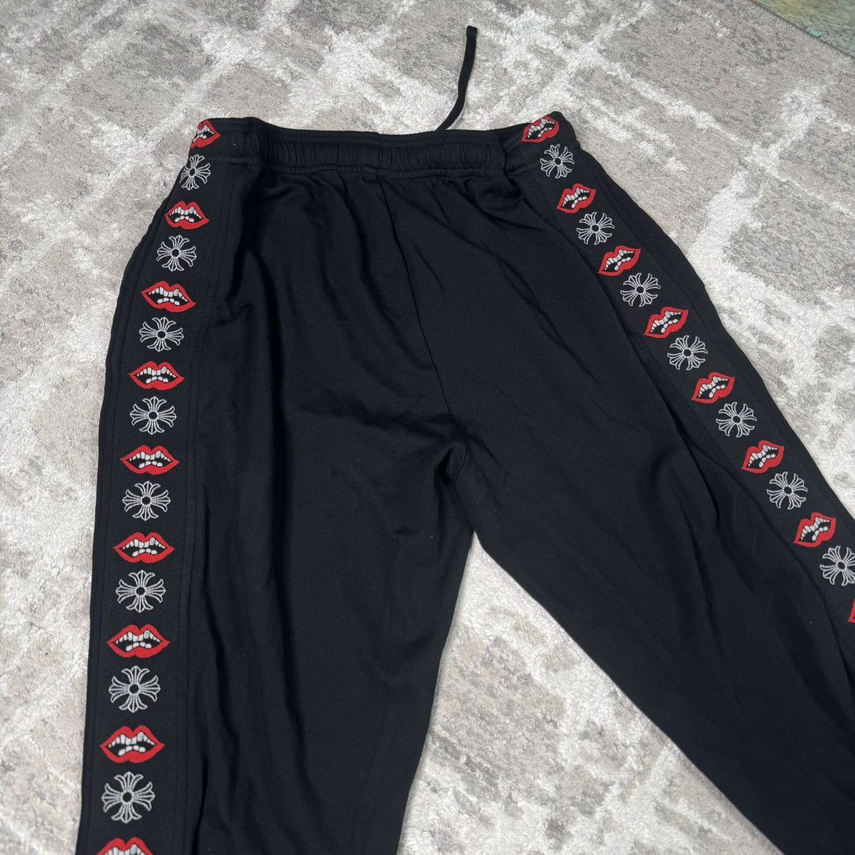 Chrome Hearts Matty boy chomper sweatpants Size US 32 / EU 48 - 8 Thumbnail