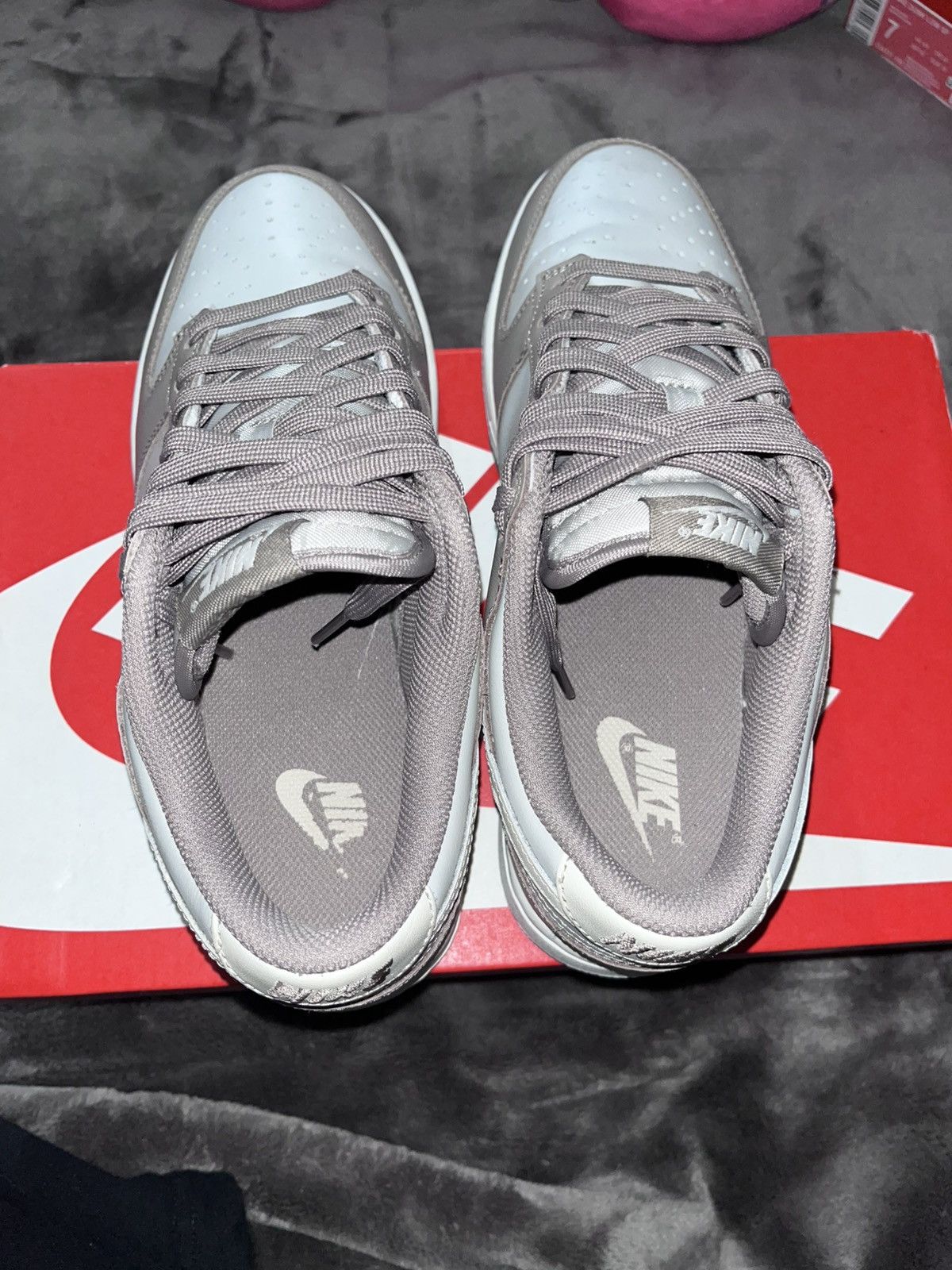 Nike Nike Dunk Low Moon Fossil W8/M6.5 Size US 8 / IT 38 - 6 Thumbnail