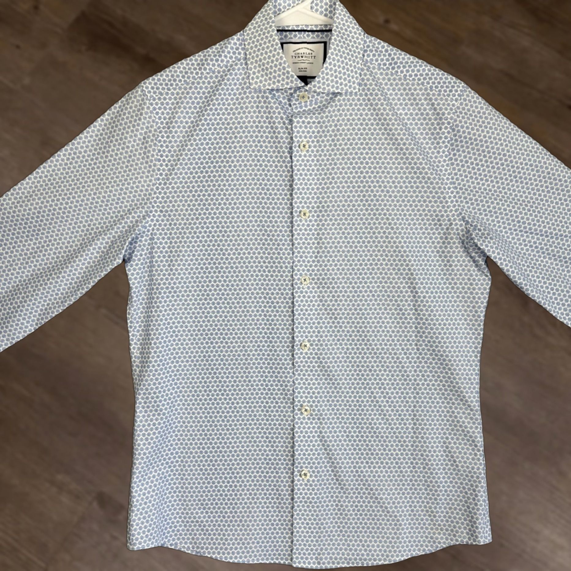 Charles Tyrwhitt Charles Tyrwhitt Shirt Mens S Blue White Slim Fit Button-Up Geometric Casual Size US S / EU 44-46 / 1 - 1 Thumbnail