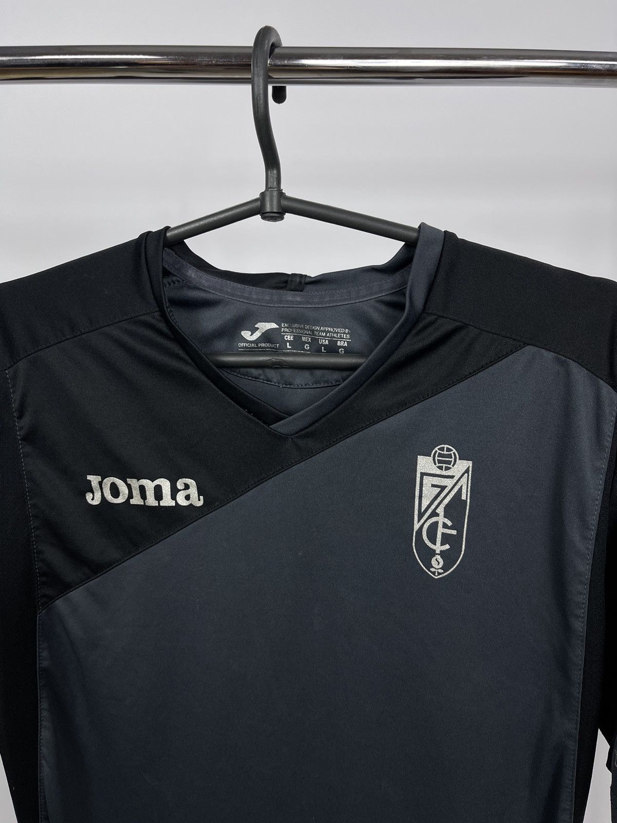 Joma Granada Away Football Shirt 2016/17 Training Shirt L Joma Size US L / EU 52-54 / 3 - 3 Thumbnail