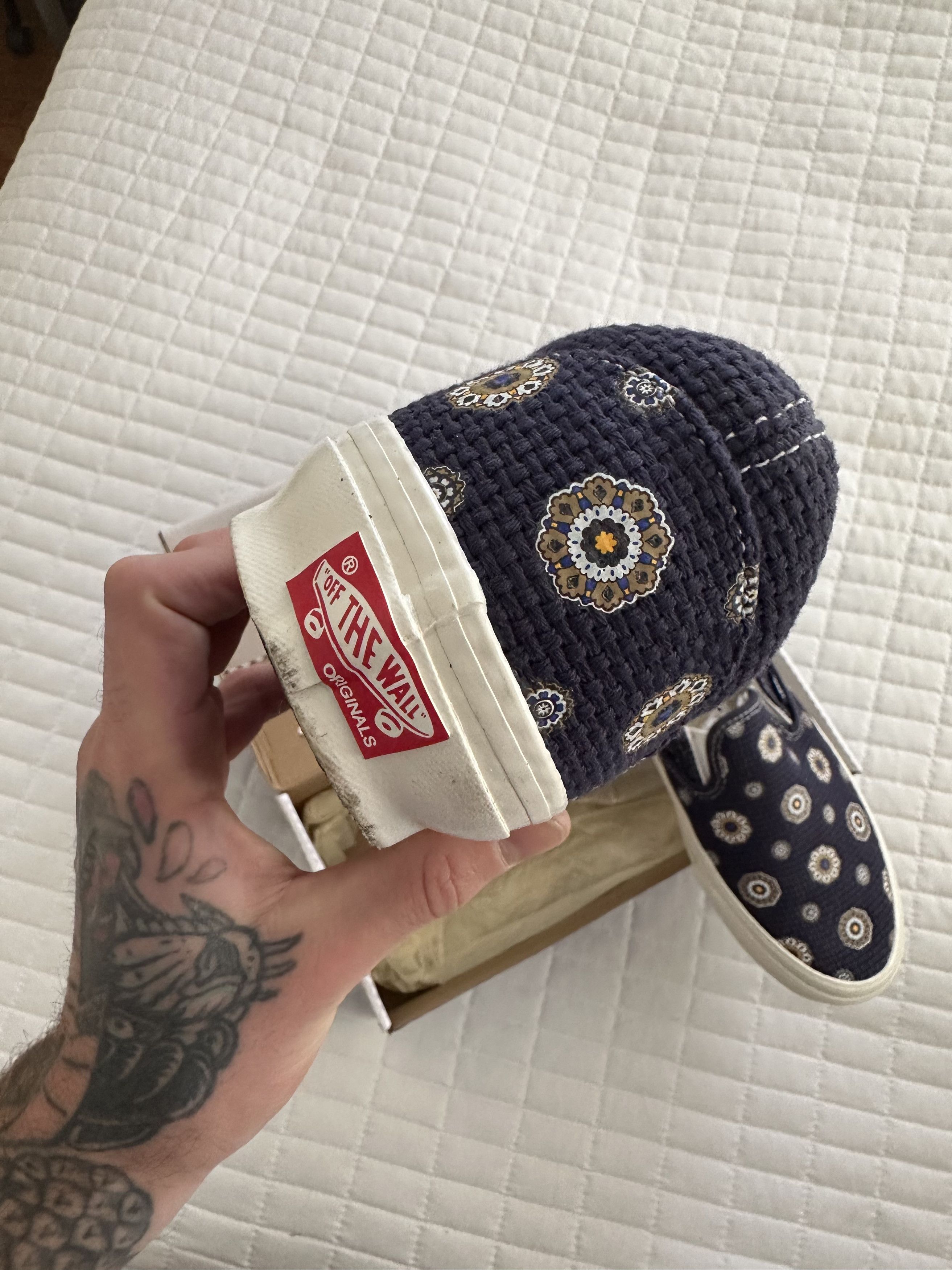 Kith × Vans Vans OG Classic Slip-On LX Kith for Vault Medallion Size US 11.5 / EU 44-45 - 9 Thumbnail
