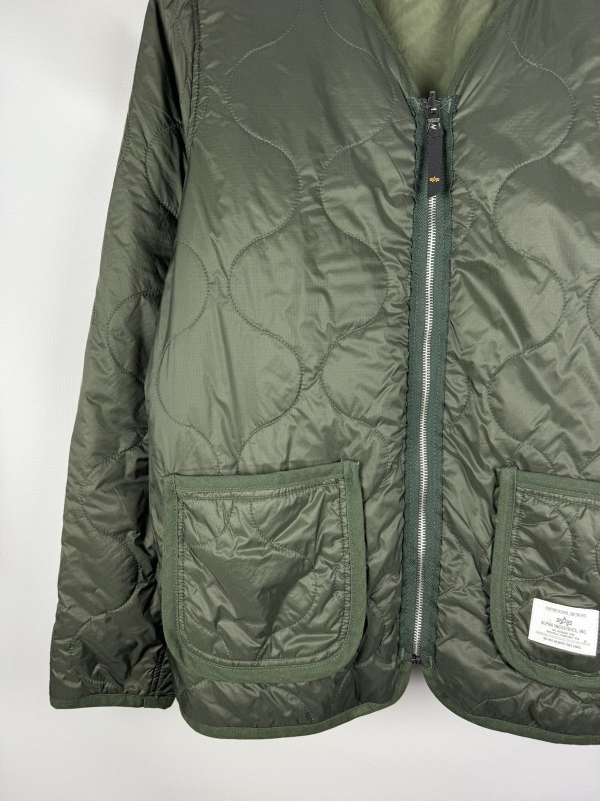 Alpha Industries Alpha Industries Reversible Quilted Liner Bomber Jacket Size US L / EU 52-54 / 3 - 4 Thumbnail