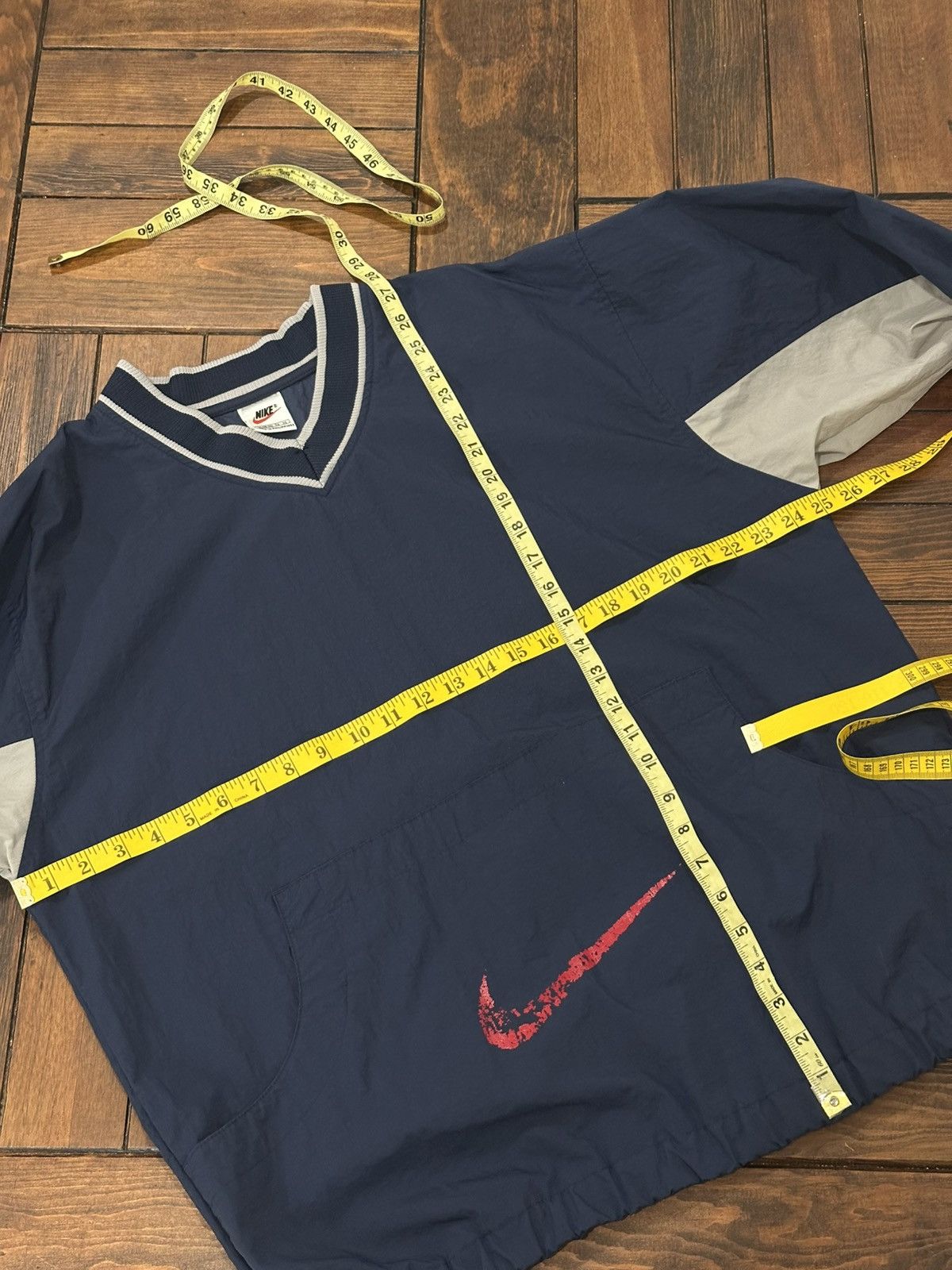 Nike Vintage 90s Nike Navy Blue Gray & Red Swoosh Windbreaker XL Size US XL / EU 56 / 4 - 6 Thumbnail