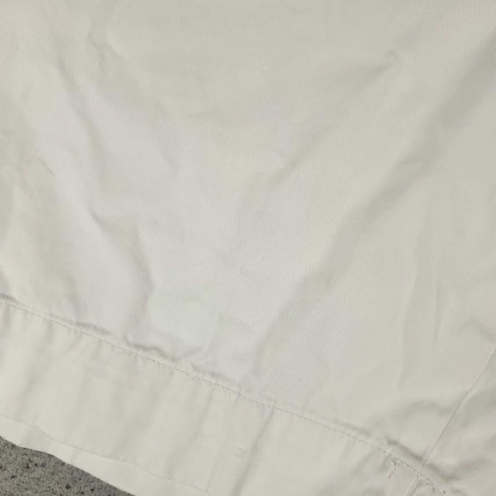 Ralph Lauren VINTAGE Ralph Lauren Shorts Men Size 35 White Flat Front Chino Casual Authentic American Size US 35 - 3 Thumbnail