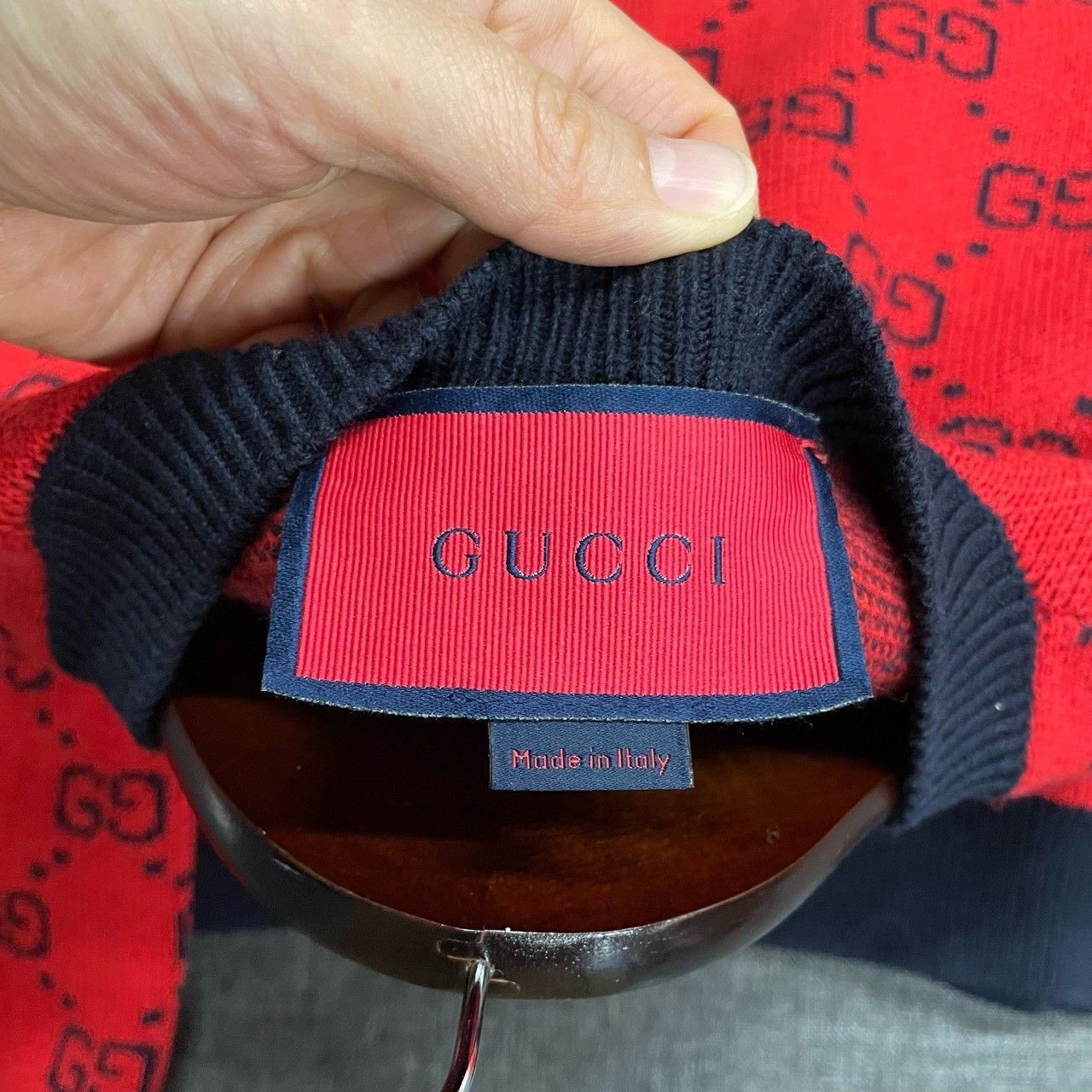 Gucci Gucci Red 520 Series Full Print Cardigan sweater 2501-Nexta Size US XS / EU 42 / 0 - 5 Thumbnail