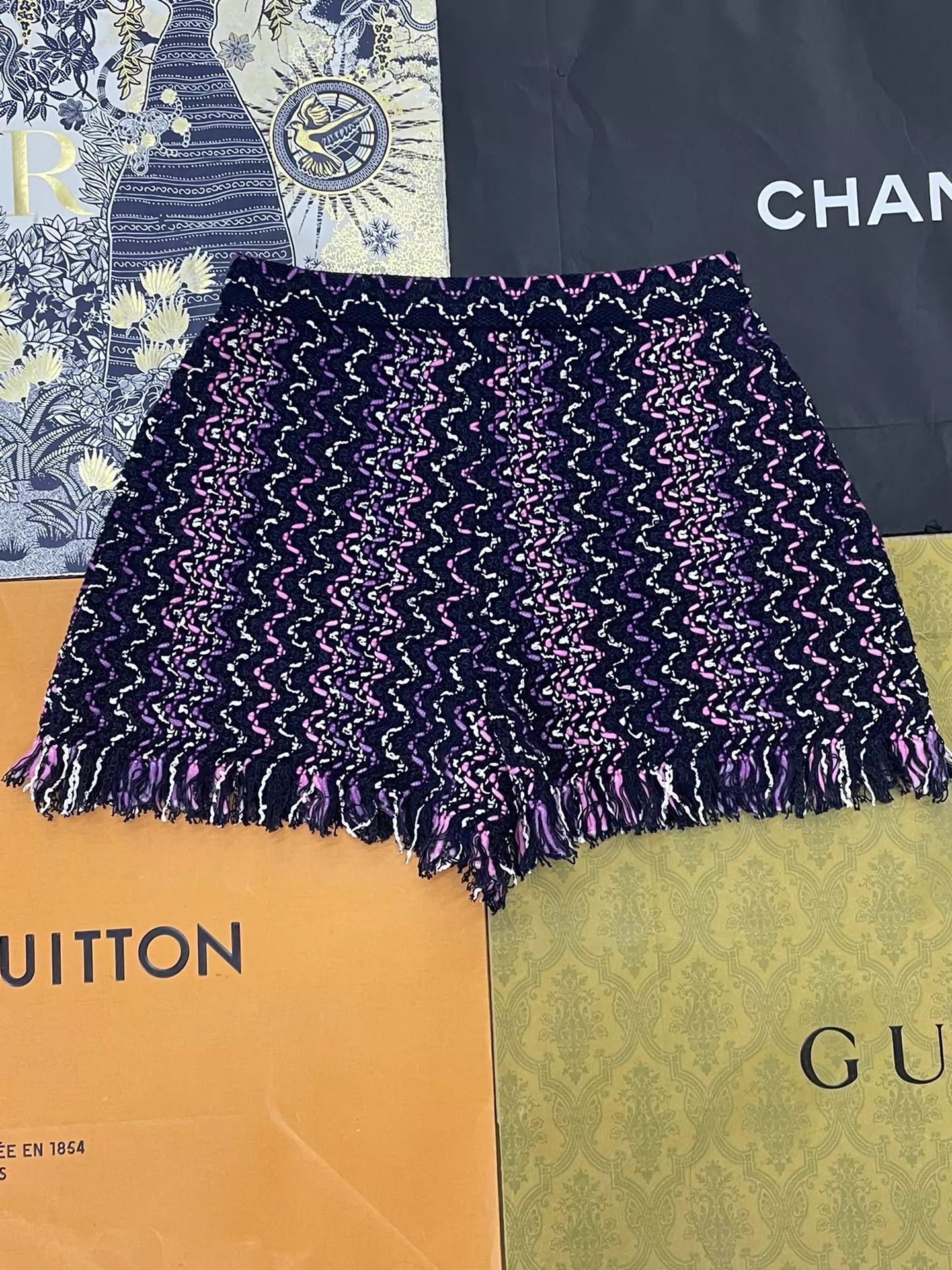 Chanel Chanel Purple & Black Woven Tassel Double-Pocket Short 34 Size 25" / US 0 / IT 36 - 2 Thumbnail