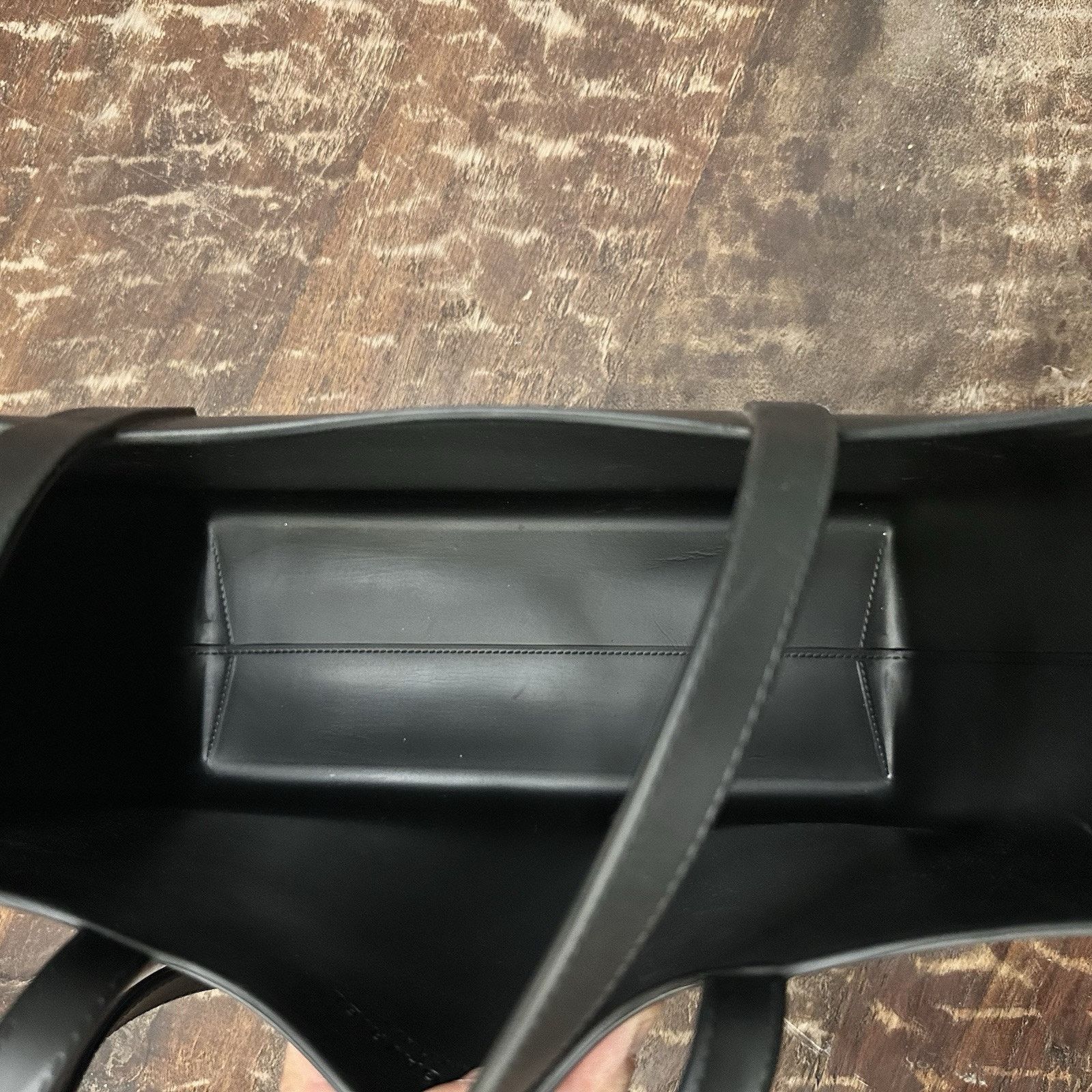 Mansur Gavriel Mansur Gavriel Large Black Rubber Tote Bag Handles Size ONE SIZE - 6 Thumbnail