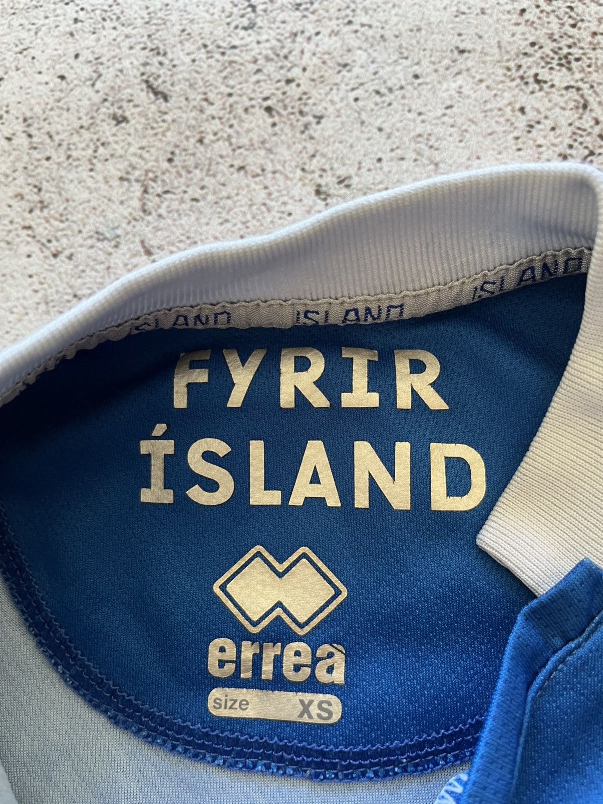 Errea ICELAND EURO 2016/2017 HOME FOOTBALL SOCCER JERSEY ERREA,XS Size US XS / EU 42 / 0 - 6 Thumbnail