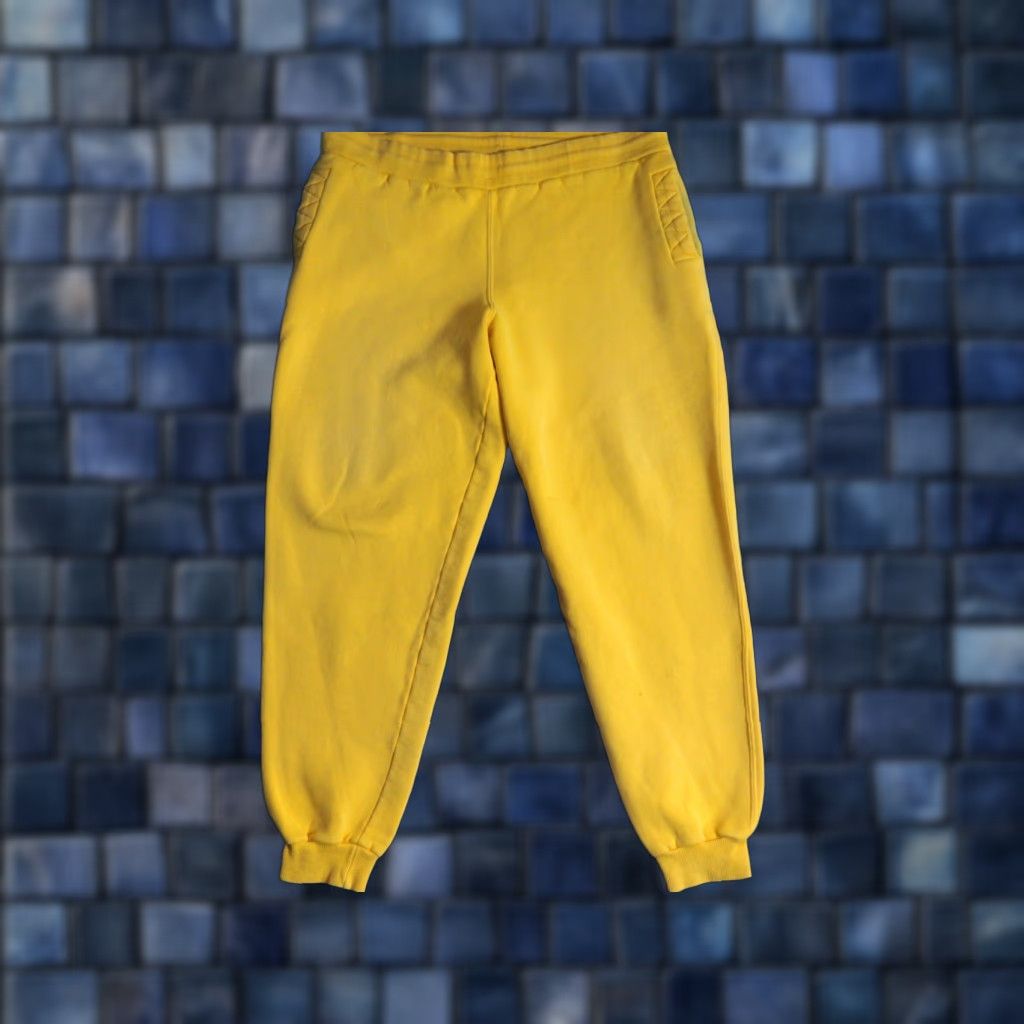 Vintage VINTAGE Canterbury NZ Pastel Yellow Cotton Rugby Sweatpants 38x30 XL Mens 90s Pacific Canterbury Size US 36 / EU 52 - 1 Thumbnail