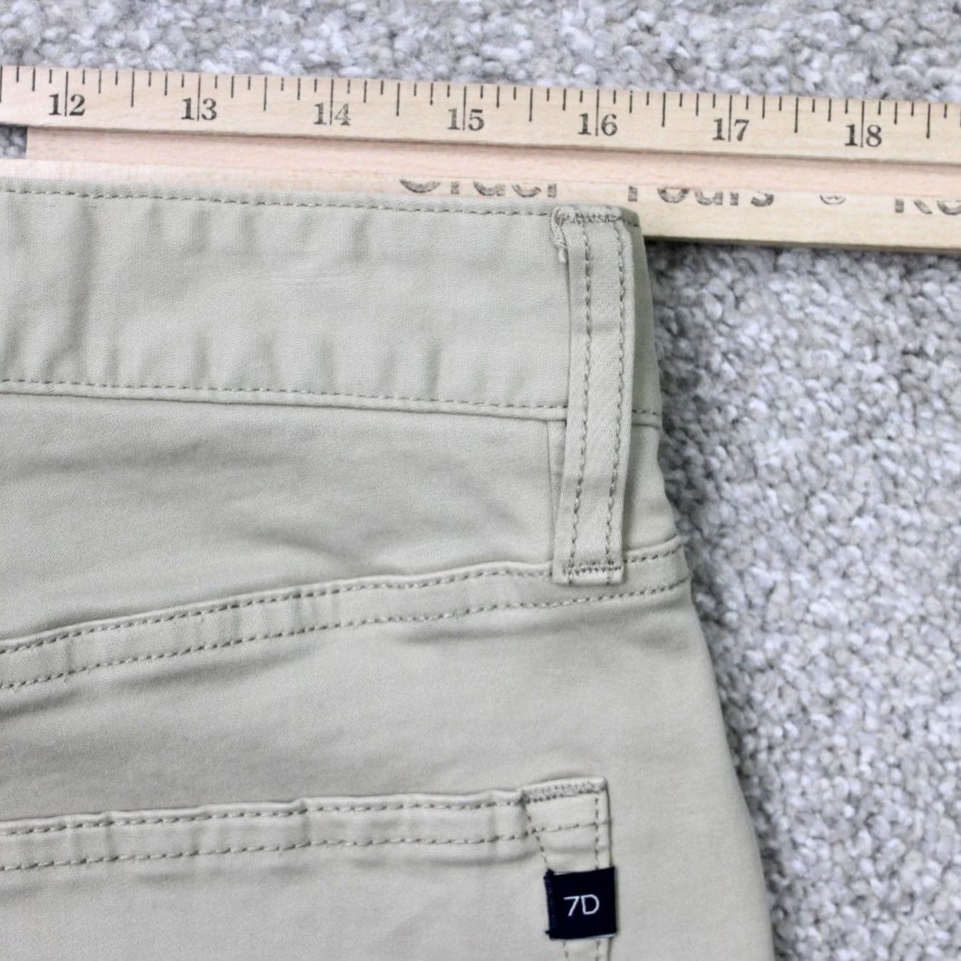 Vintage 7 Diamonds Clifton Slim Straight Chino Pants Mens 32x28 Beige Cotton Stretch Casual Pants Mens Slim Chino Beige 7 Diamonds Clifton Size US 32 / EU 48 - 7 Thumbnail