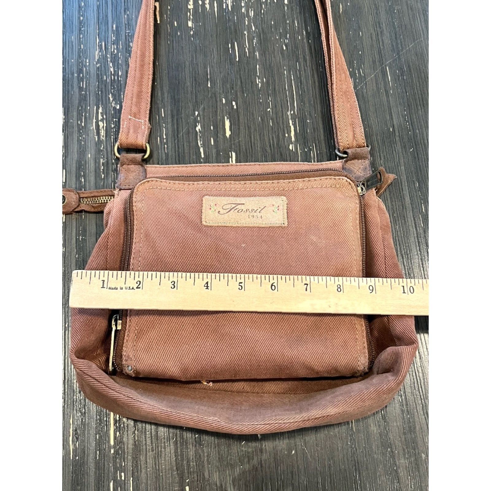 Fossil VINTAGE Fossil Crossbody Bag 1954 - Genuine Leather, Pebbled - Tan - 11x8x3 in - Adjustable Strap - Canvas Lining - 90s Classic Designer Women Size ONE SIZE - 3 Thumbnail