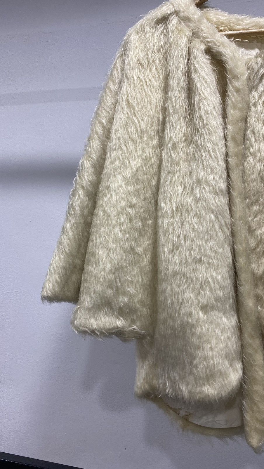 Other Vintage Cloaks Capes Fur Shaggy Punk Grunge Partina Mink Size ONE SIZE - 4 Thumbnail