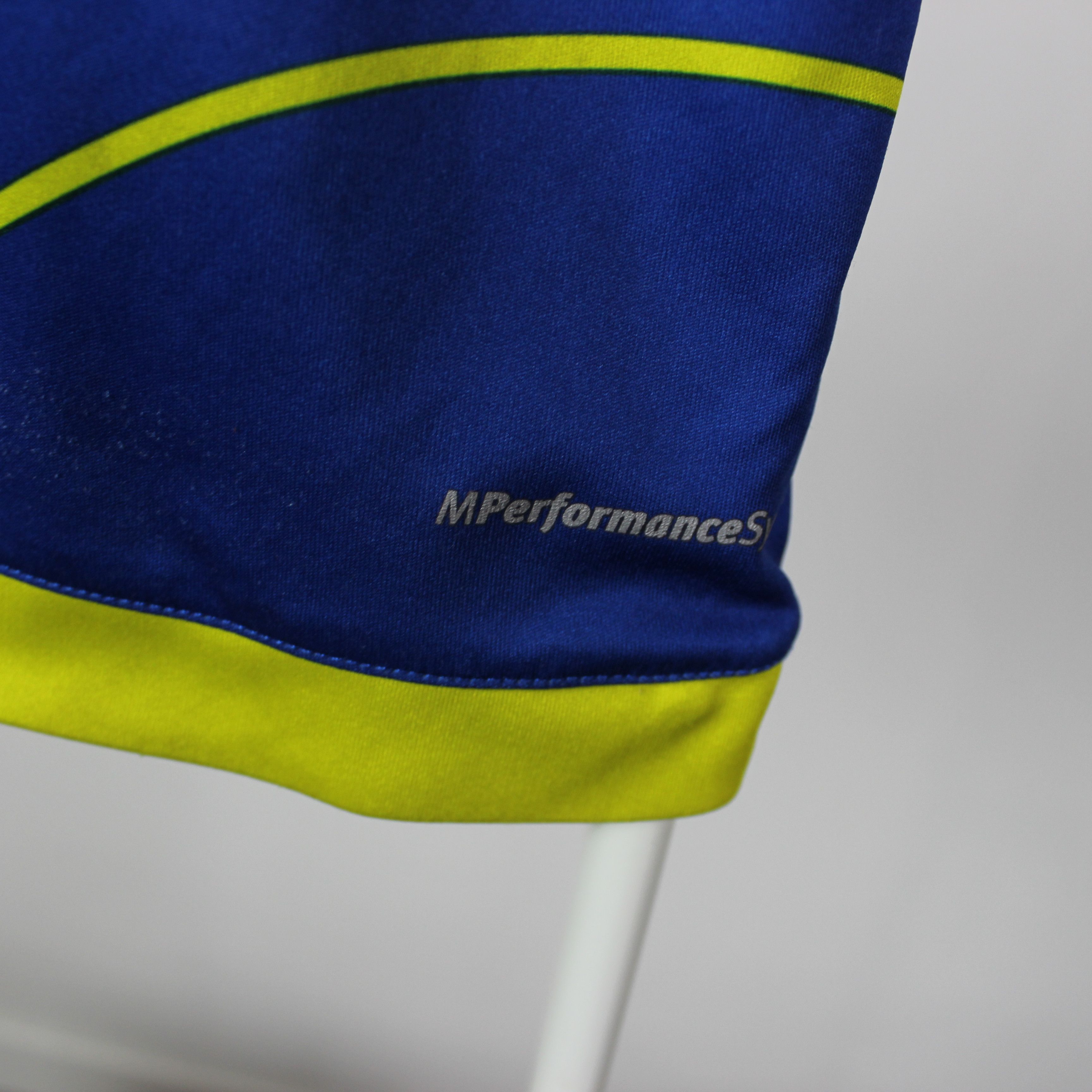 Macron Nottingham Forest Away Football Shirt 2020/21 Adults Size US L / EU 52-54 / 3 - 5 Thumbnail