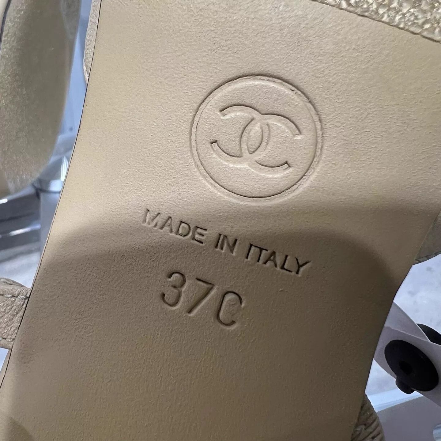 Chanel Chanel Beige Slingback Block Heel Sandals Size 37 Size US 6.5 / IT 36.5 - 8 Thumbnail
