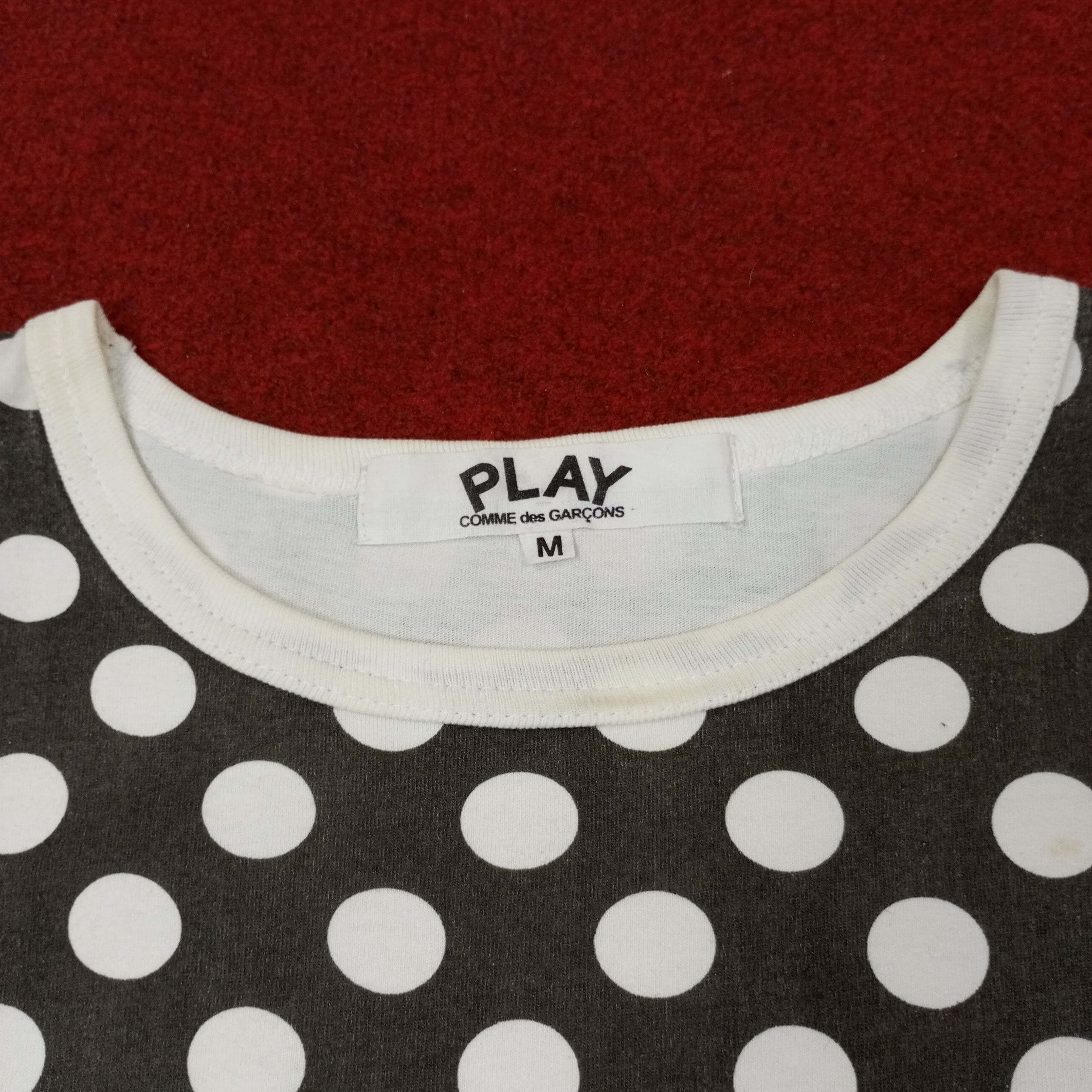 Comme des Garcons PLAY Comme des Garcons Play Fashion Brand Tshirt c249n119 Size US M / EU 48-50 / 2 - 3 Thumbnail
