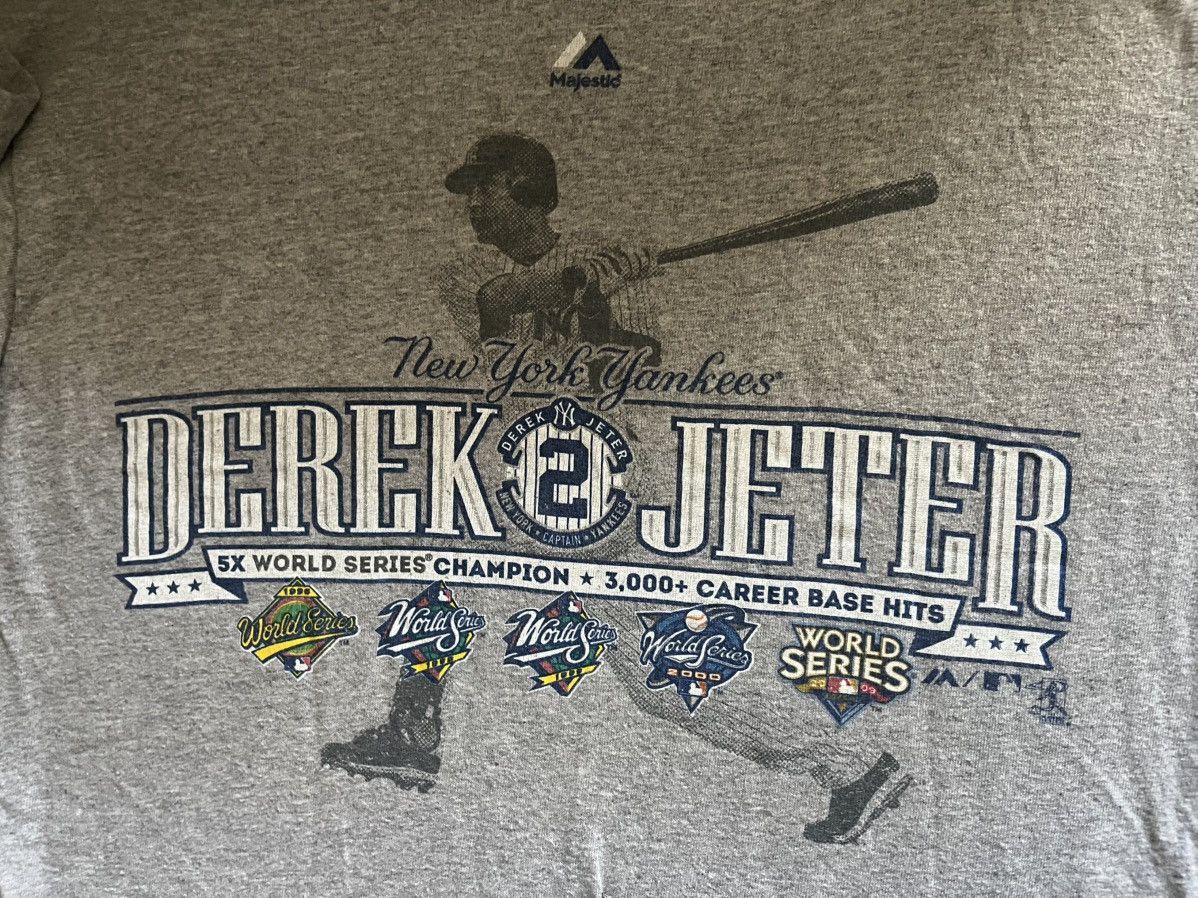 MLB × Majestic Derek Jeter 3000 hits 2013 Majestic Mens medium tee Size US M / EU 48-50 / 2 - 2 Thumbnail