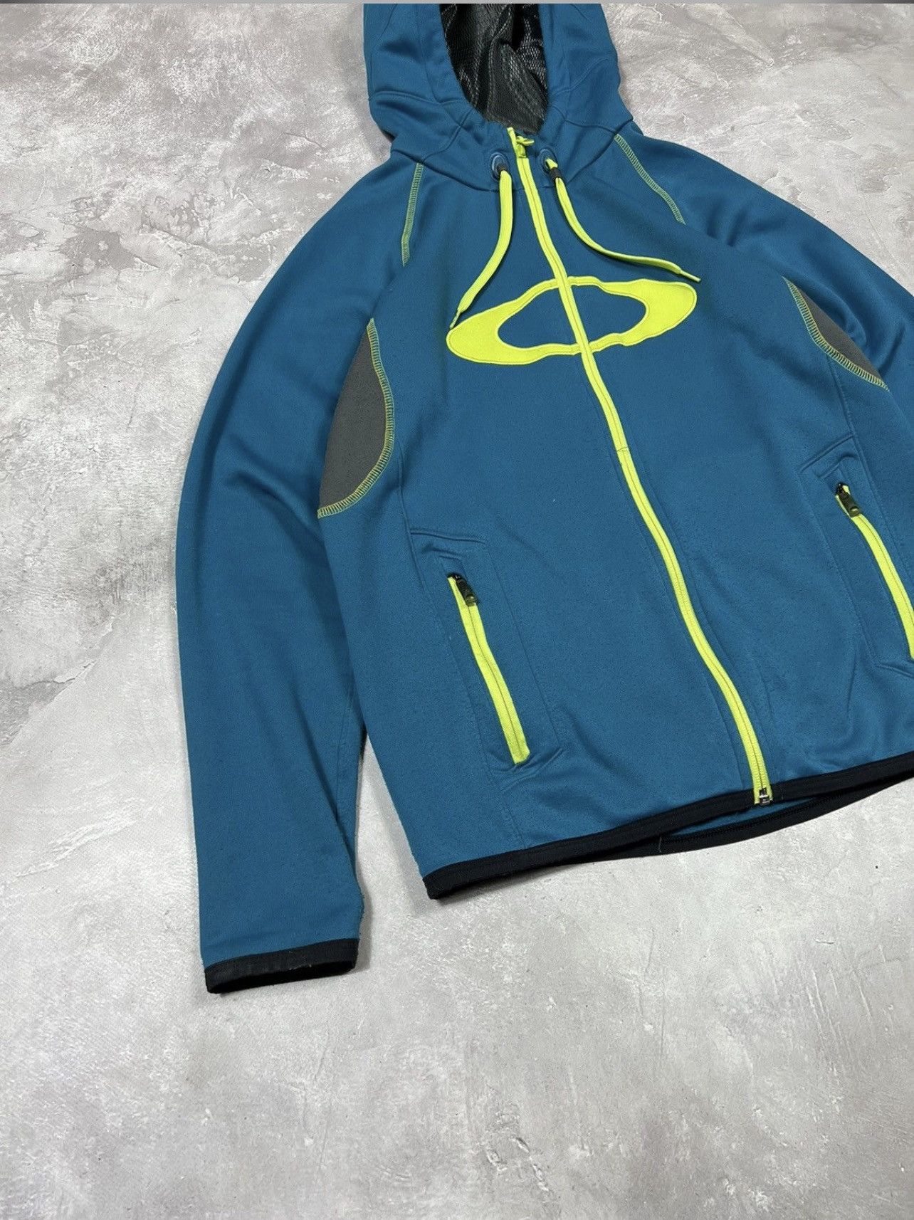 Vintage Vintage Oakley Outdoor Y2k Zip Hoodie Size M / US 6-8 / IT 42-44 - 4 Thumbnail